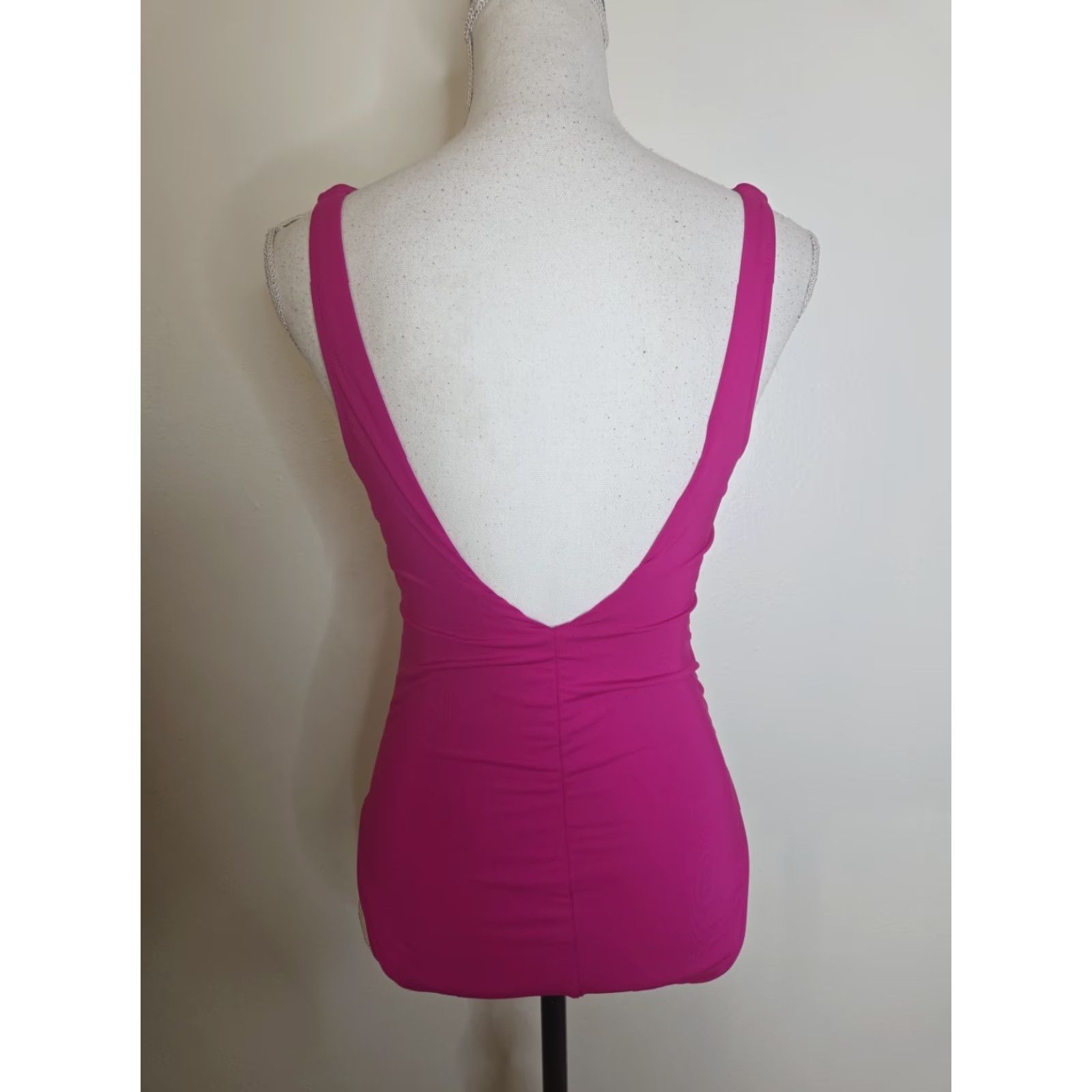 Athleta Athleta One Piece Swimsuit XS Pink V Neck Sleeveless Athletic Lined Slimming Womens Size ONE SIZE - 6 Thumbnail