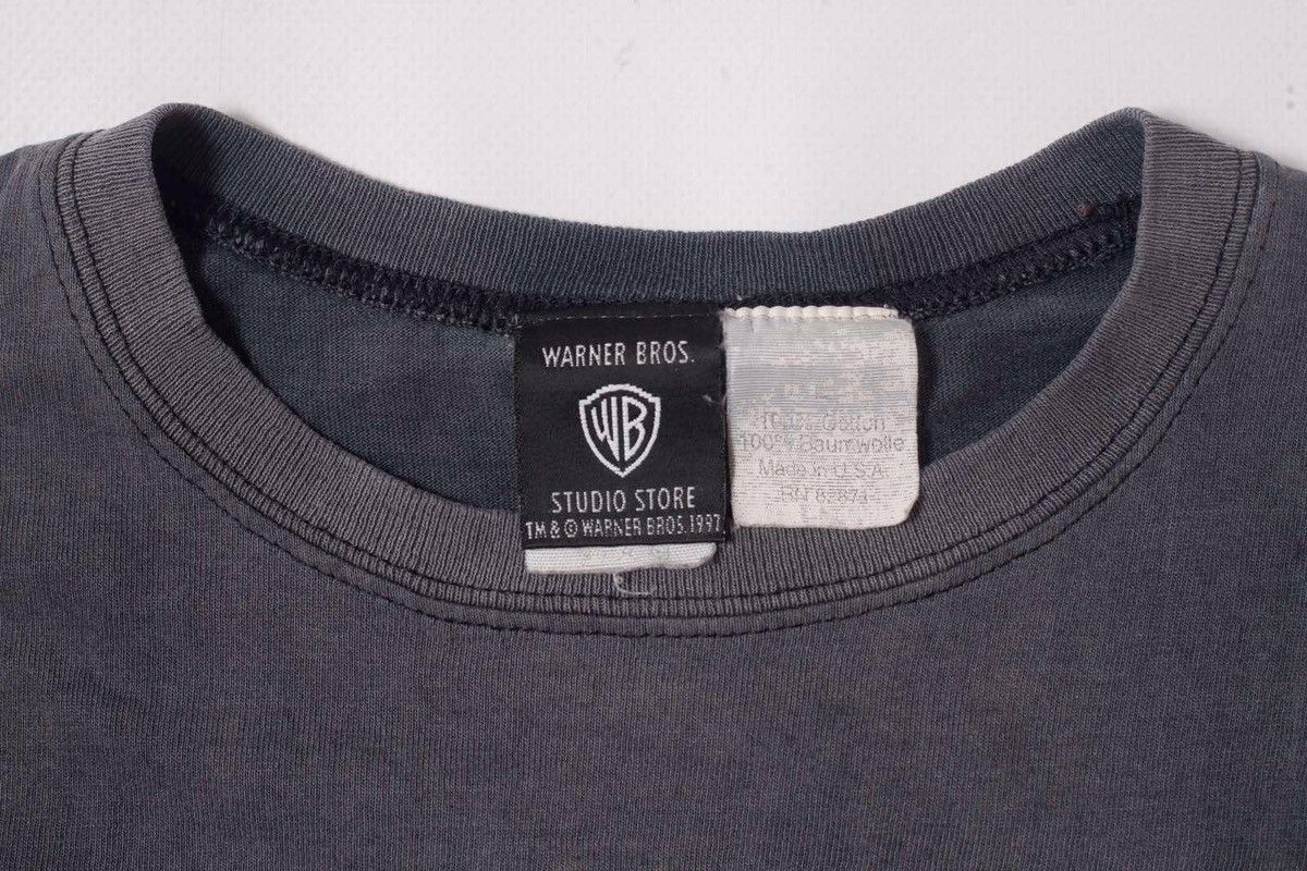 Warner Bros Vintage 1997 Batman & Robin Heroes and Villians movie shirt Size US L / EU 52-54 / 3 - 9 Thumbnail