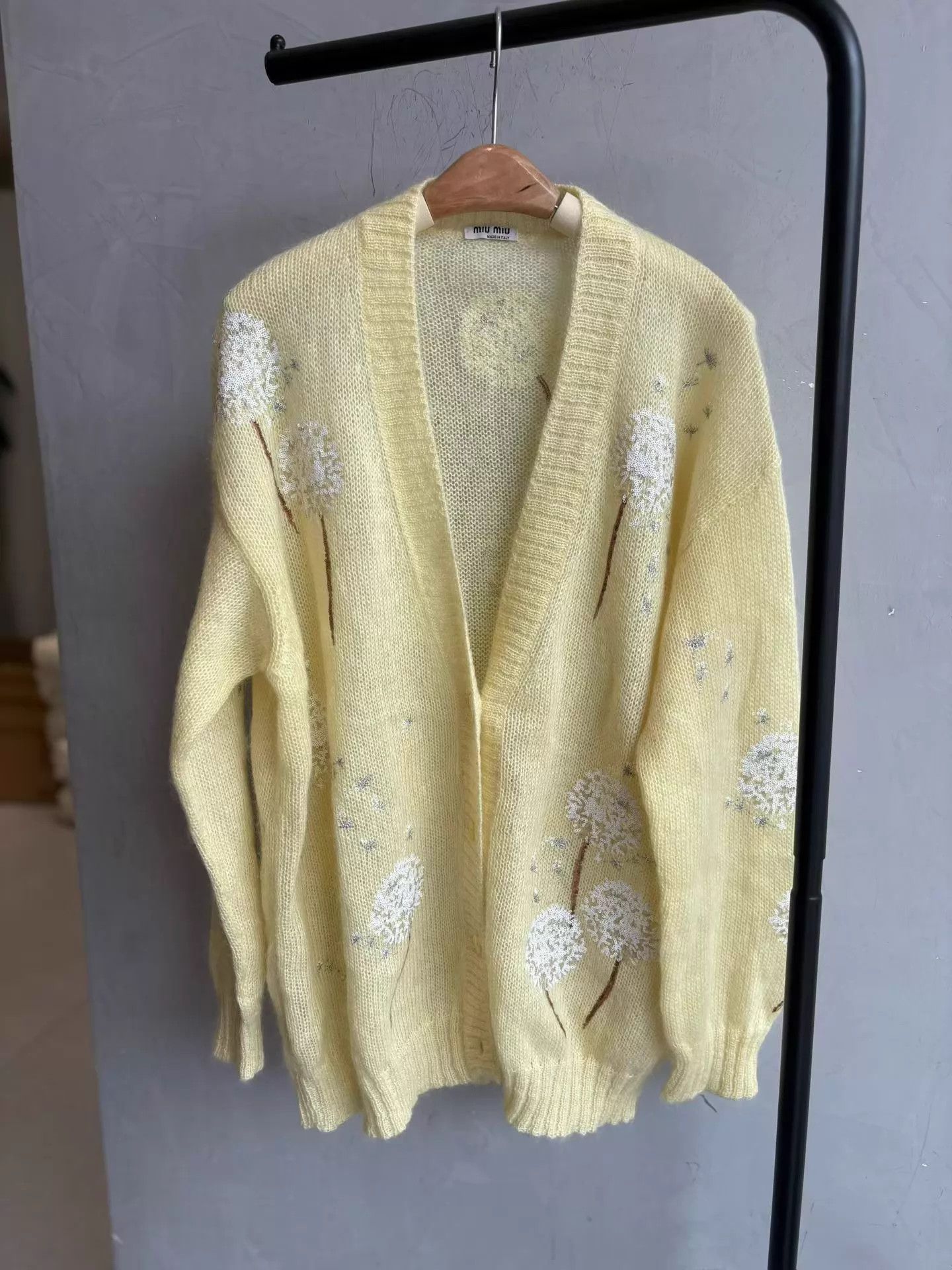 Miu Miu MIU MIU women's yellow 3D dandelion cardigan 36 deadstock Size XS / US 0-2 / IT 36-38 - 1 Thumbnail
