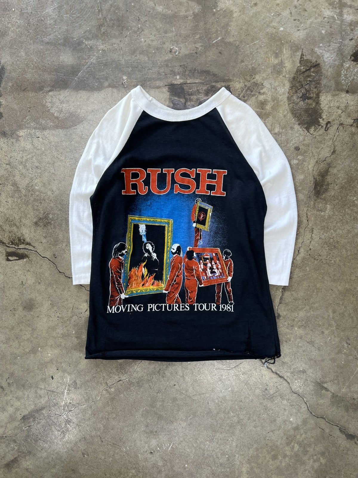 Band Tees Vintage 1981 Rush Moving Pictures Tour Raglan Tee Large Size US L / EU 52-54 / 3 - 2 Thumbnail