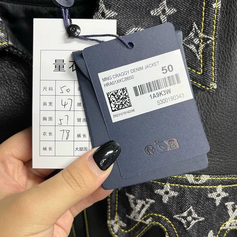 Louis Vuitton Louis Vuitton Louis Vuitton Black Logo Leather Jacket-2506 Size US L / EU 52-54 / 3 - 2 Thumbnail