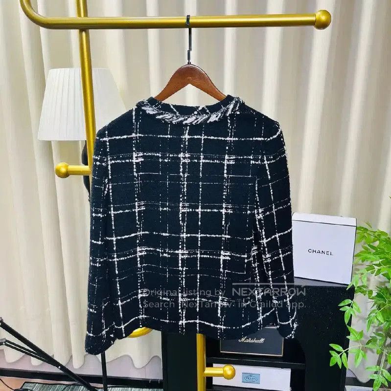 Chanel Black Wool Women's Jacket .