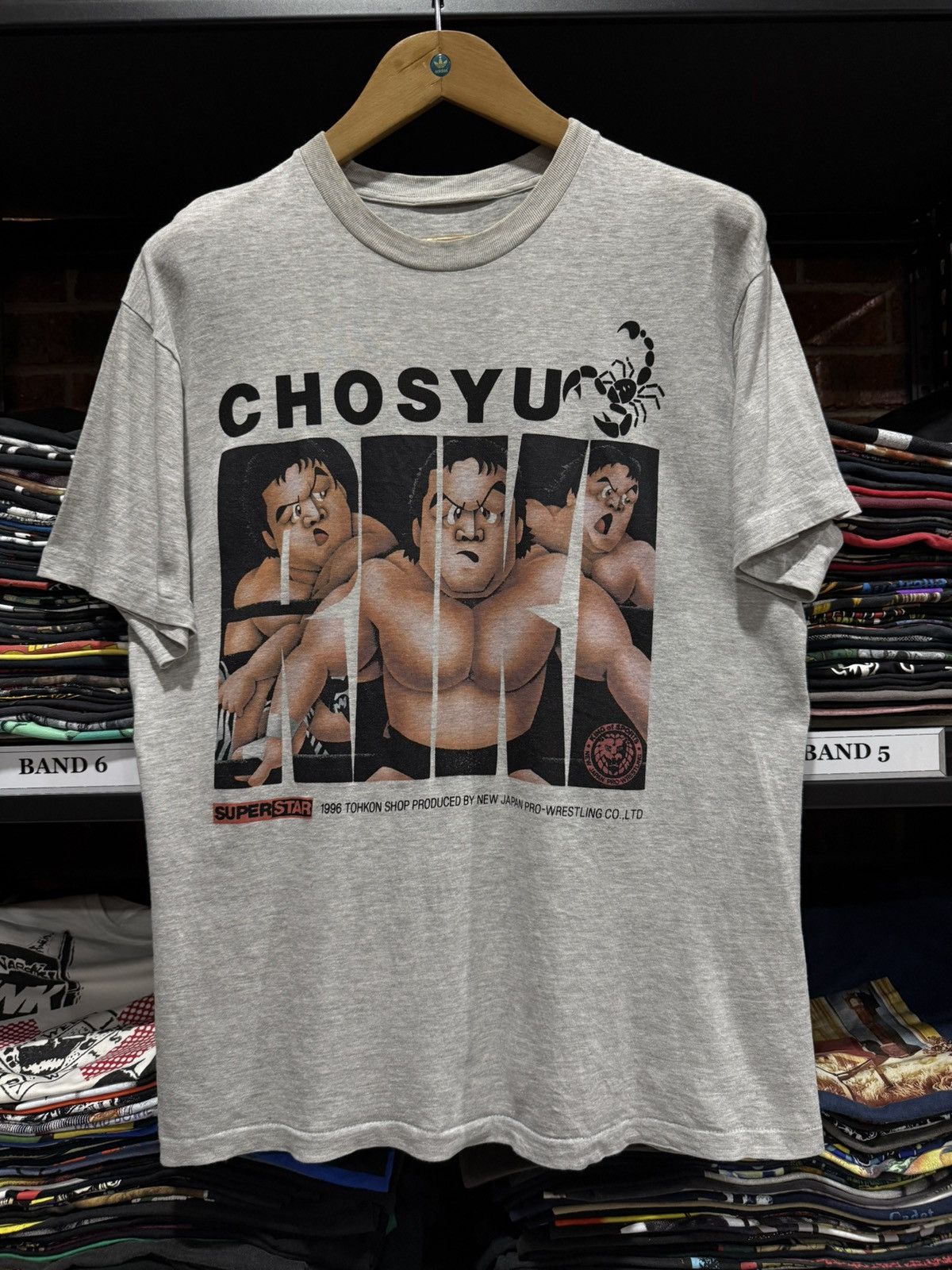 Vintage × WWE × WWF Vintage 90s Chosyu Superstar NJPW Faded Tee Size US L / EU 52-54 / 3 - 1 Thumbnail