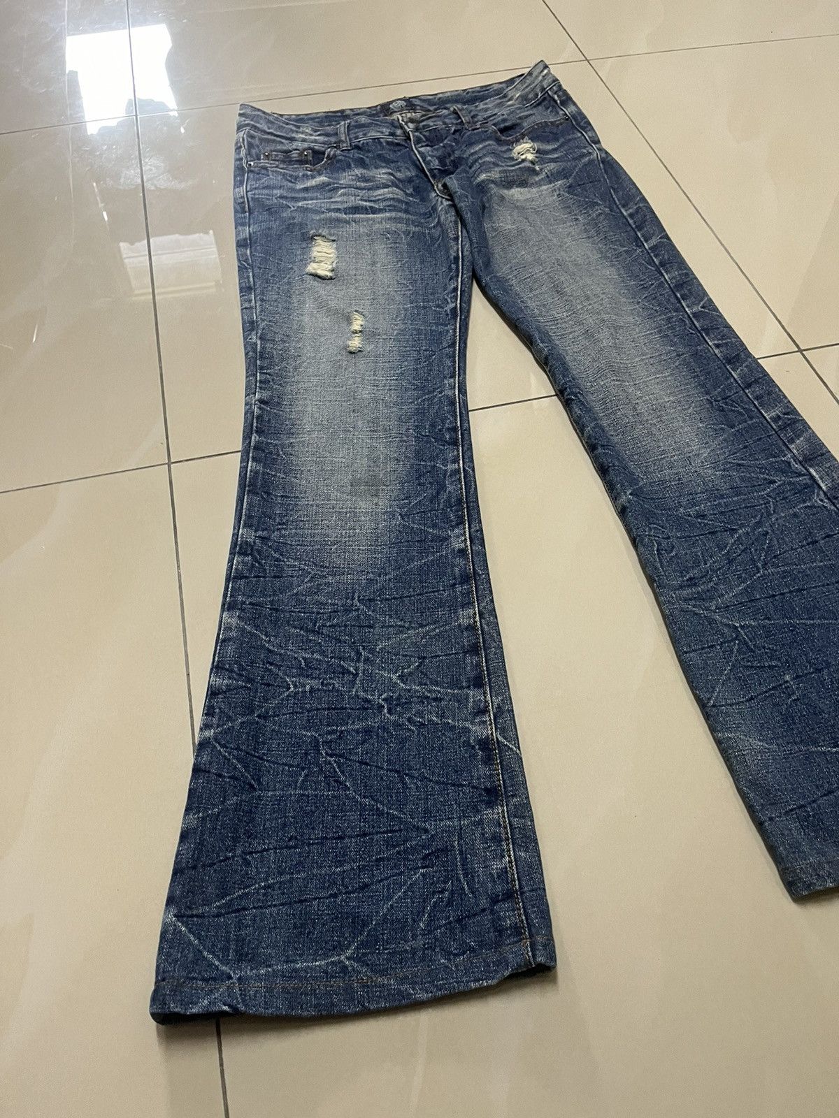 Hysteric Glamour Flare Jeans chouette distressed thunder denim low rise Size US 32 / EU 48 - 2 Thumbnail