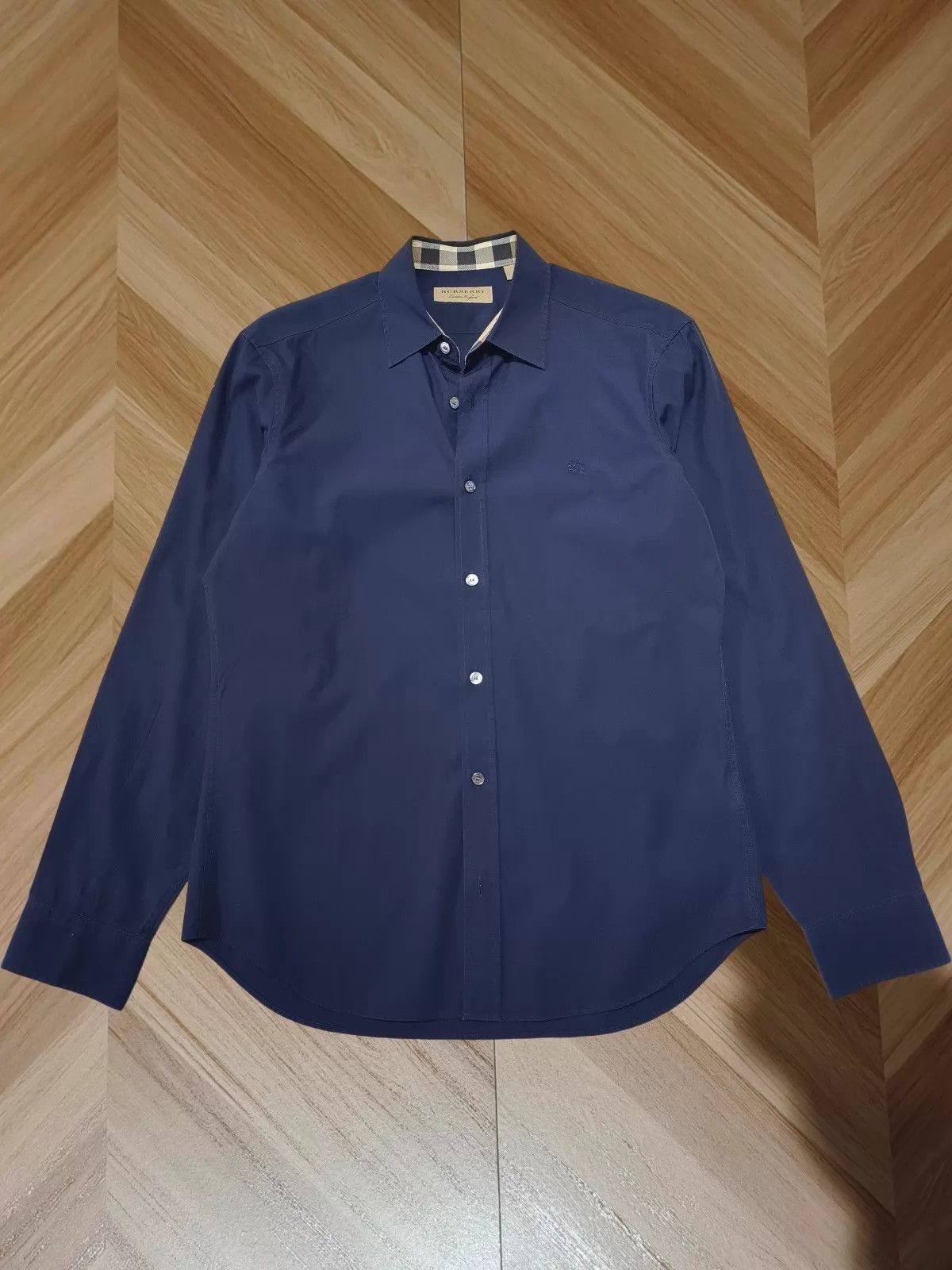 Burberry Burberry Check Embroidered Shirt M 99 New Size US M / EU 48-50 / 2 - 1 Thumbnail
