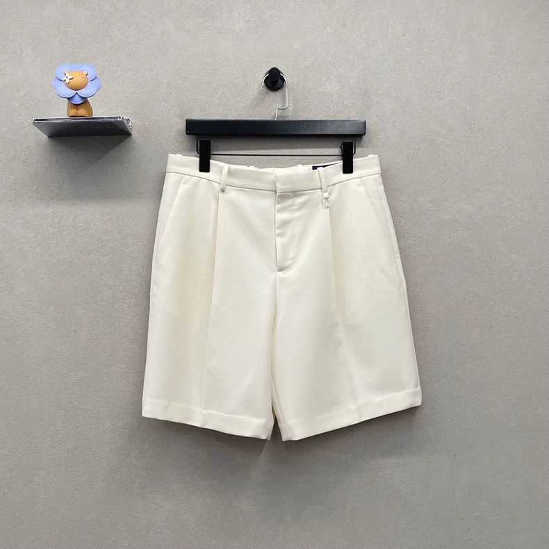 Louis Vuitton LV White Straight-Cut Shorts Size 38 Size US 38 / EU 54 - 1 Thumbnail