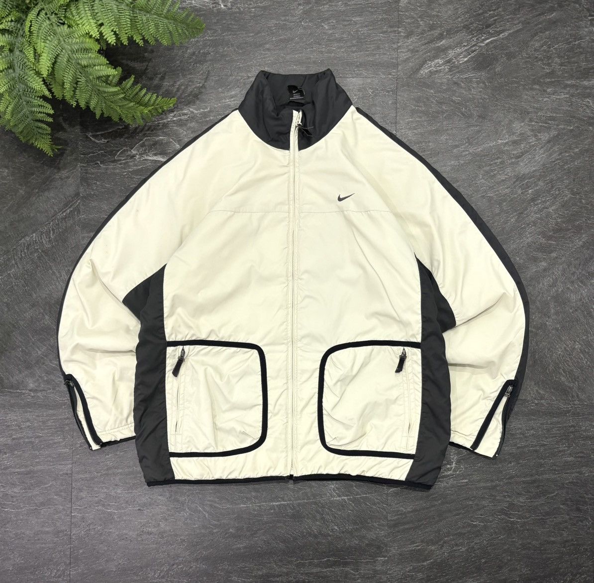 Nike 90s Nike Vintage Oversized Retro Down Jacket Swoosh Logo Size US M / EU 48-50 / 2 - 2 Thumbnail