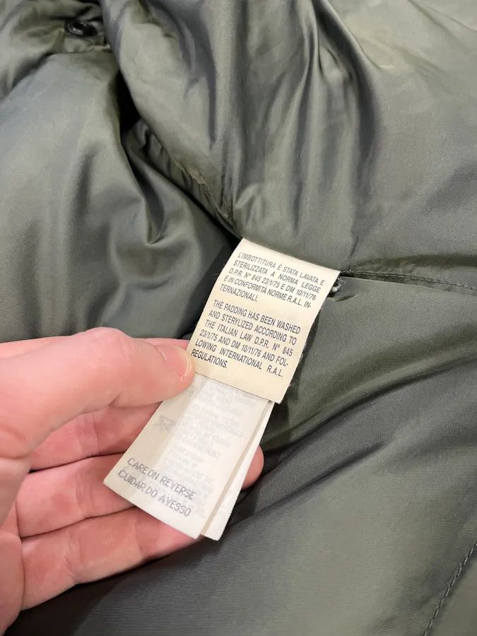 Armani 1990s Armani Olive Buttoned Puffer Jacket Size US L / EU 52-54 / 3 - 14 Thumbnail