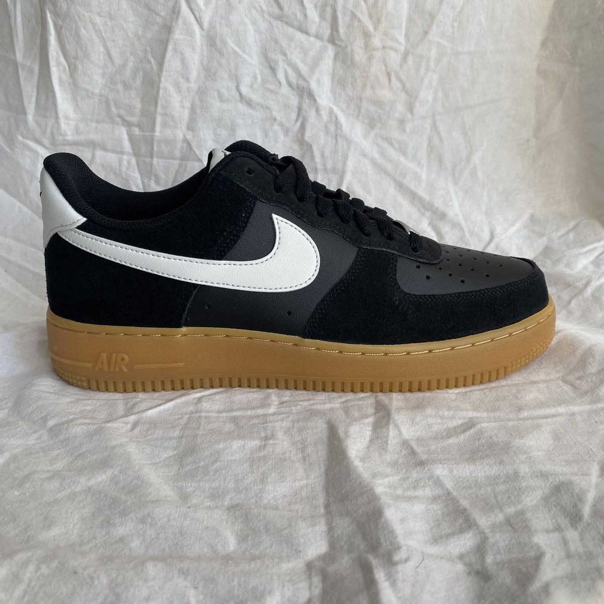 Nike Nike Air Force 1 Size US 8 / EU 41 - 2 Thumbnail