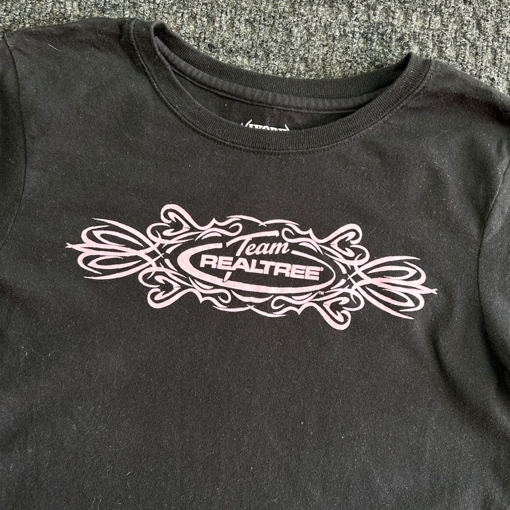 Realtree Ivory Outfitters Shirt RealTree Women’s Long Sleeve Crew Neck Pullover Pink M Hunting Outdoors Black Size M / US 6-8 / IT 42-44 - 2 Thumbnail