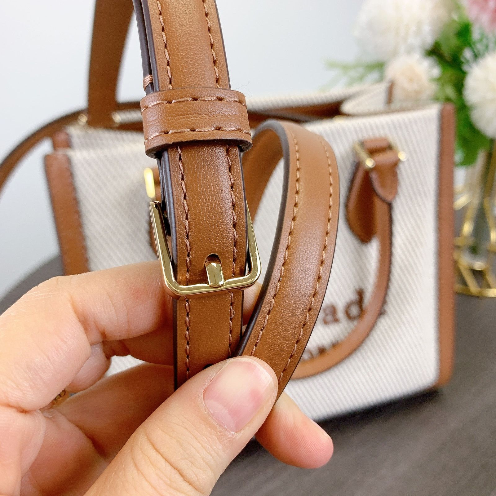 Kate Spade kate spade KF509 Ellie Small Tote IN Warm Gingerbread Size ONE SIZE - 8 Thumbnail