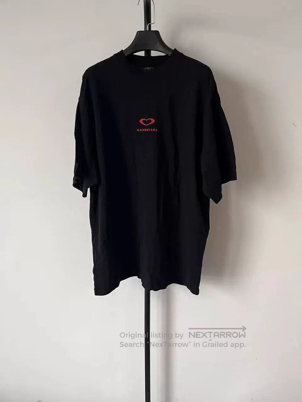Balenciaga Balenciaga Round Neck Embroidered T-shirt. Size US M / EU 48-50 / 2 - 1 Thumbnail