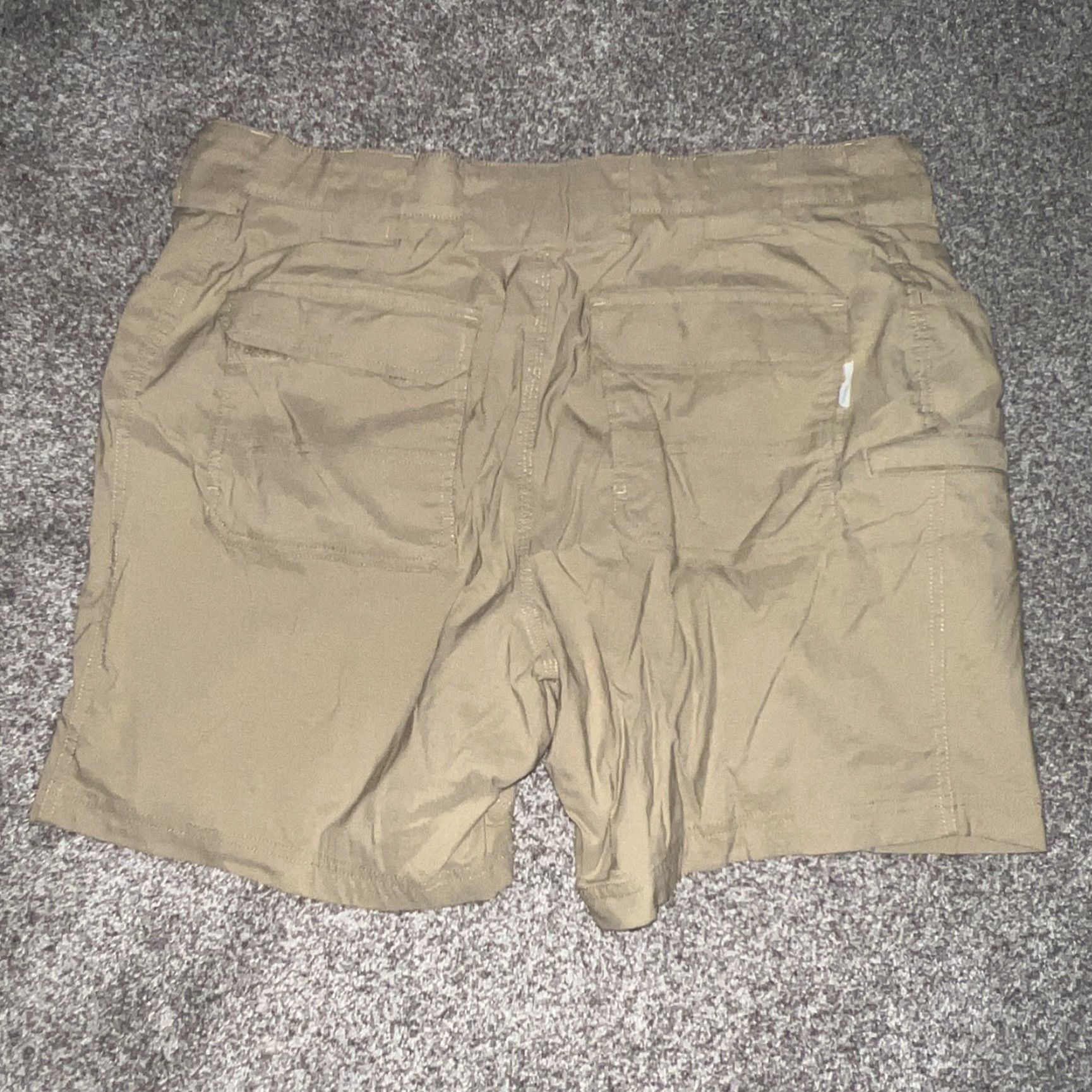 CO Duluth Trading Co Beige Cargo Shorts Mens Size 40 Regular Cargo Size US 40 / EU 56 - 4 Thumbnail
