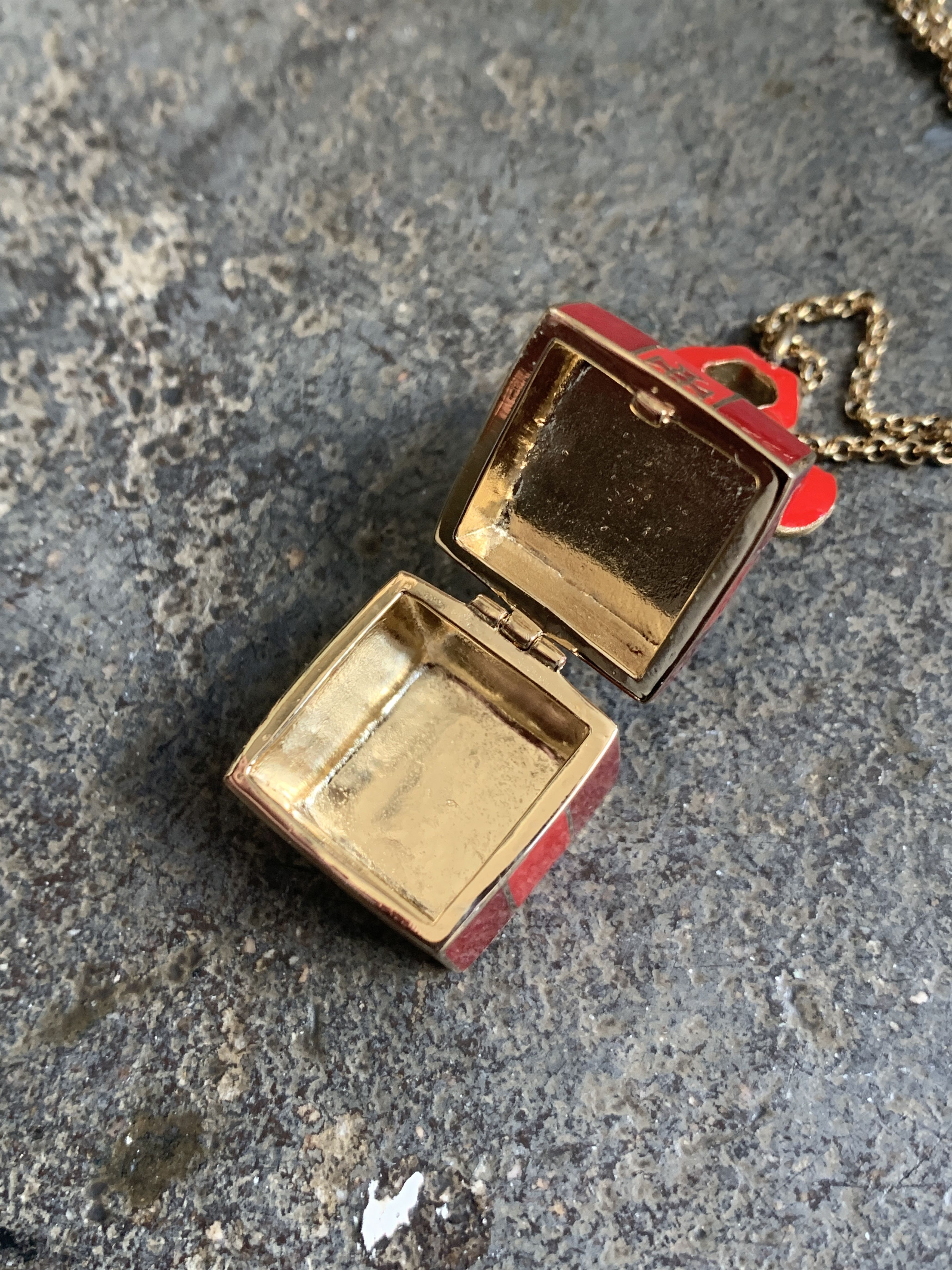 Vivienne Westwood 2013 (?) Christmas Hidden Opening Box Necklace Size ONE SIZE - 7 Thumbnail