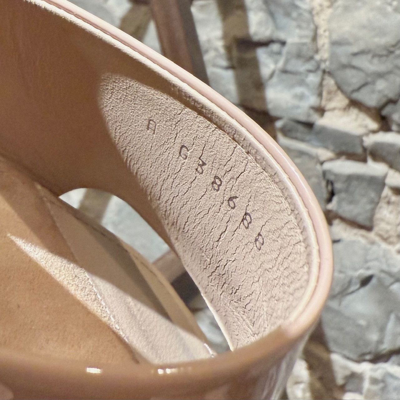 Chanel Chanel 2022 Nude patent Leather CC Heeled Mules Size US 8 / IT 38 - 11 Thumbnail