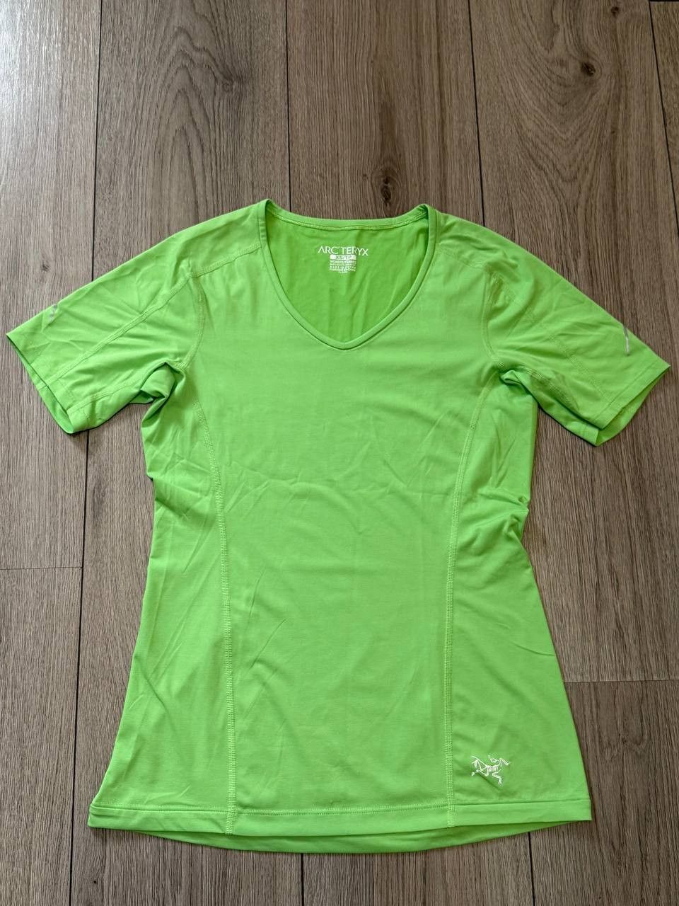 Arc'teryx womens ARCTERYX t-shirt green Size XS Size XS / US 0-2 / IT 36-38 - 1 Thumbnail