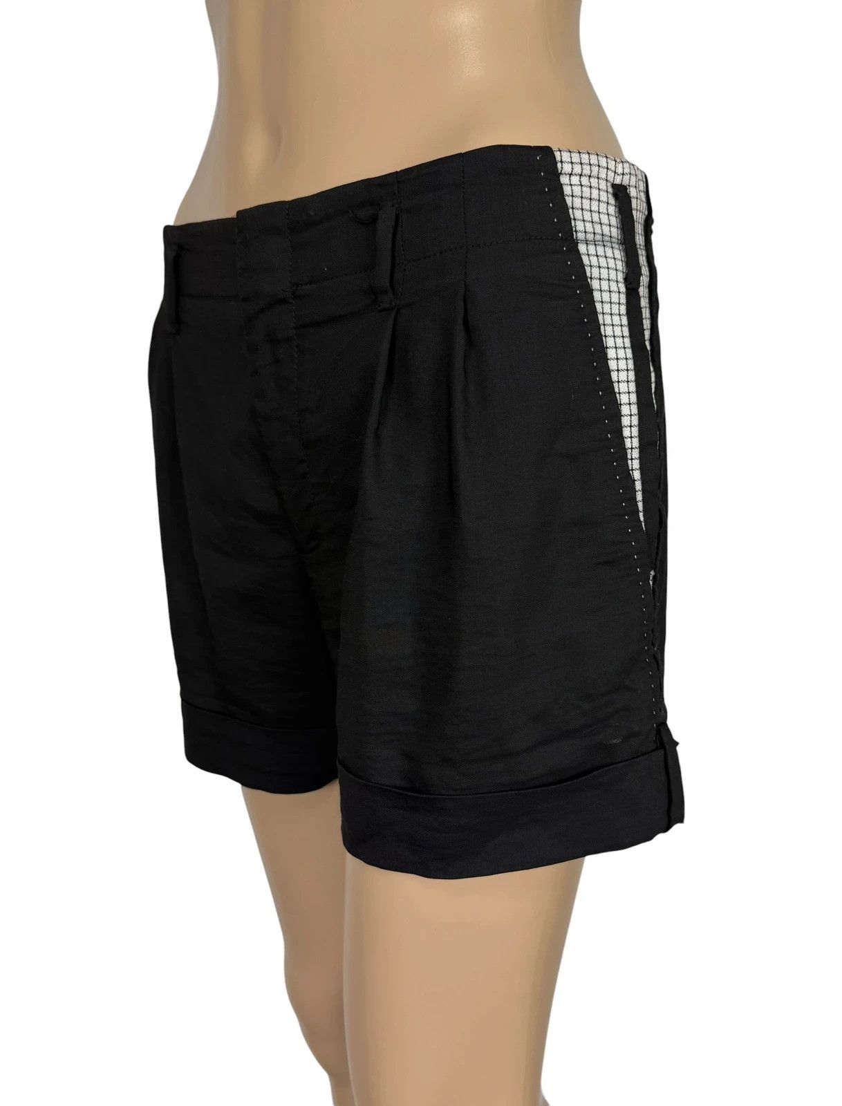 Gucci Gucci Wool Linen Shorts size 38 Size 26" / US 2 / IT 38 - 1 Thumbnail
