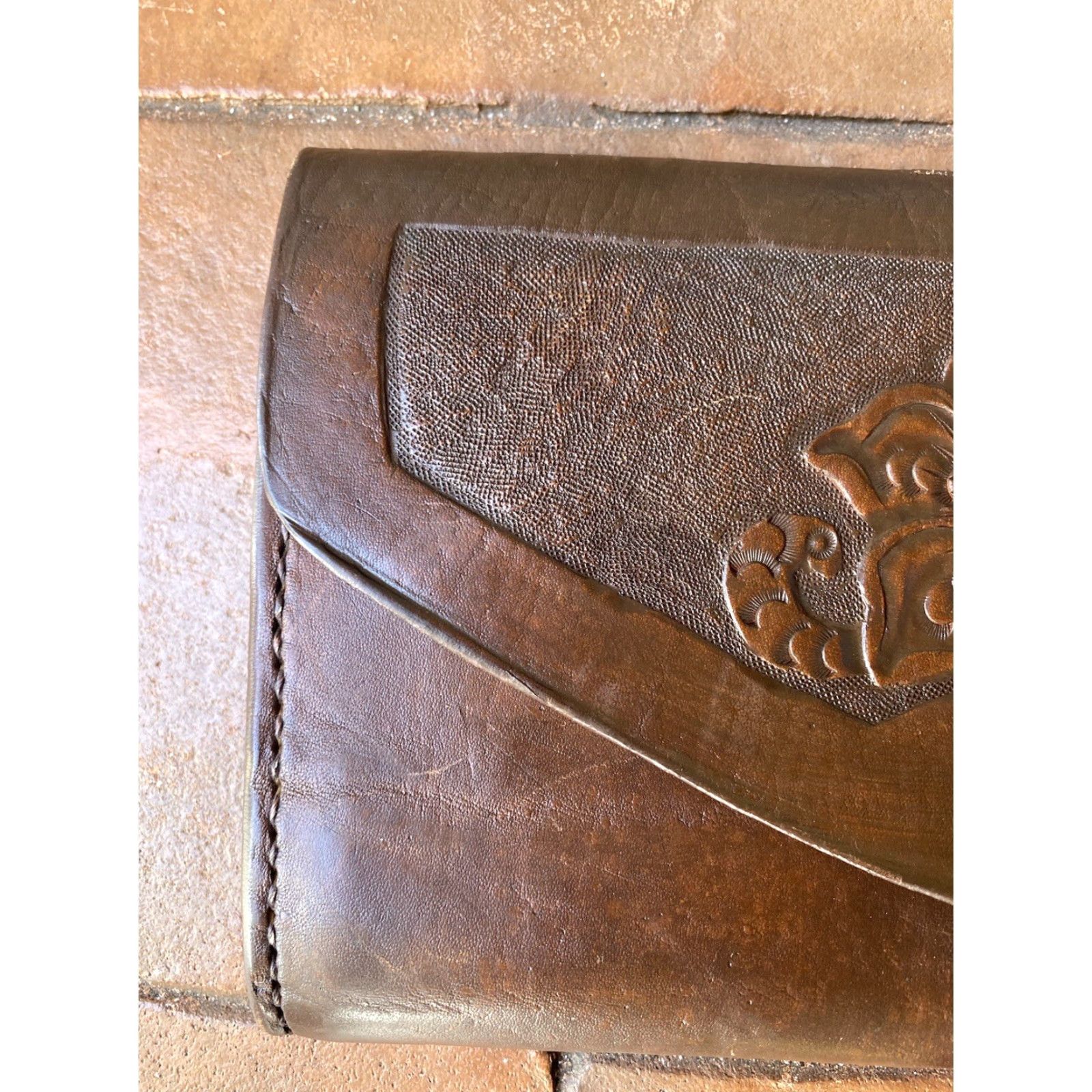Vintage VINTAGE Leather Western Hand Tooled Embossed Clutch Envelope Purse Bag 9" Brown Women Clutch Western Bag Size ONE SIZE - 2 Thumbnail