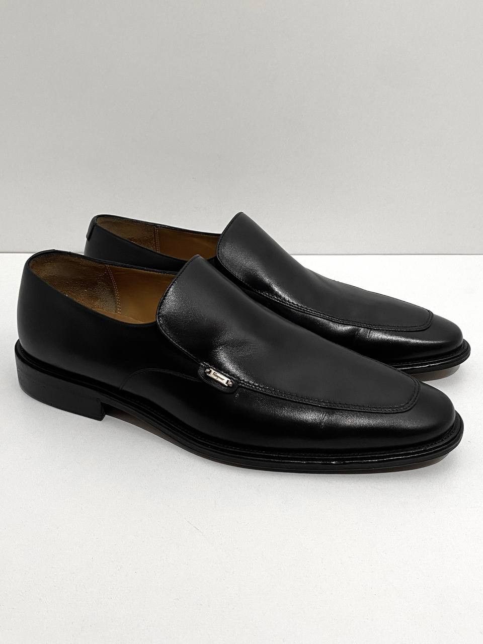 Salvatore Ferragamo Salvatore Ferragamo Logo Black Leather Classic Penny Loafers Size US 10.5 / EU 43-44 - 2 Thumbnail