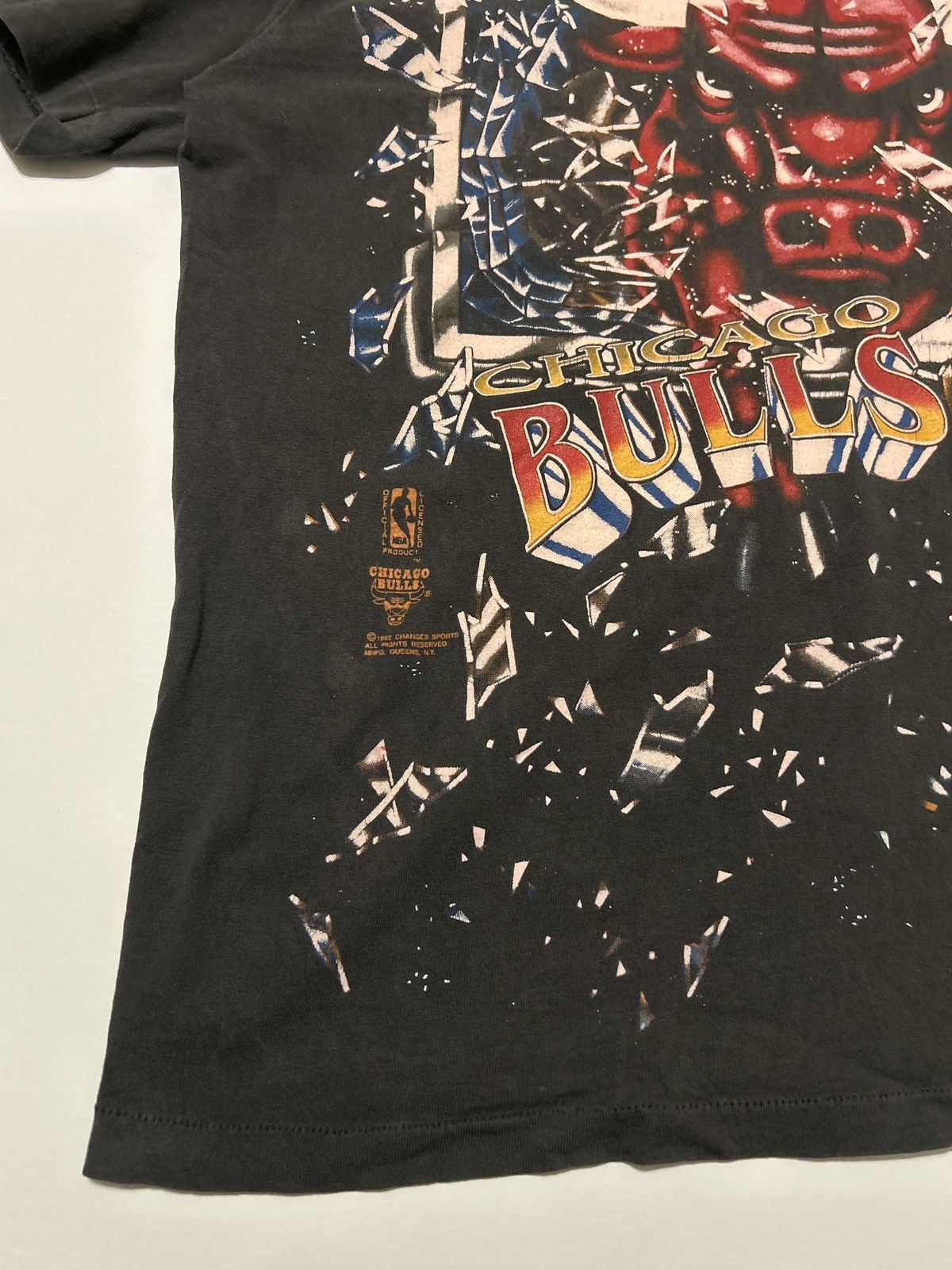 Changes VTG Faded Chicago Bulls Shattered Backboard Changes Tshirt Size US XL / EU 56 / 4 - 3 Thumbnail