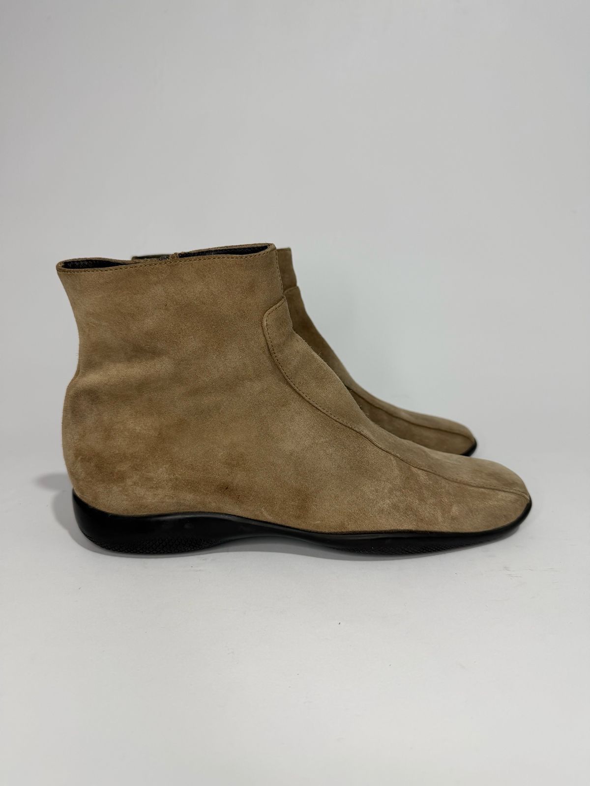 Prada Prada Suede Ankle Boots Square Toe Zip-Up Low Heel EU38.5 Size US 8.5 / IT 38.5 - 2 Thumbnail