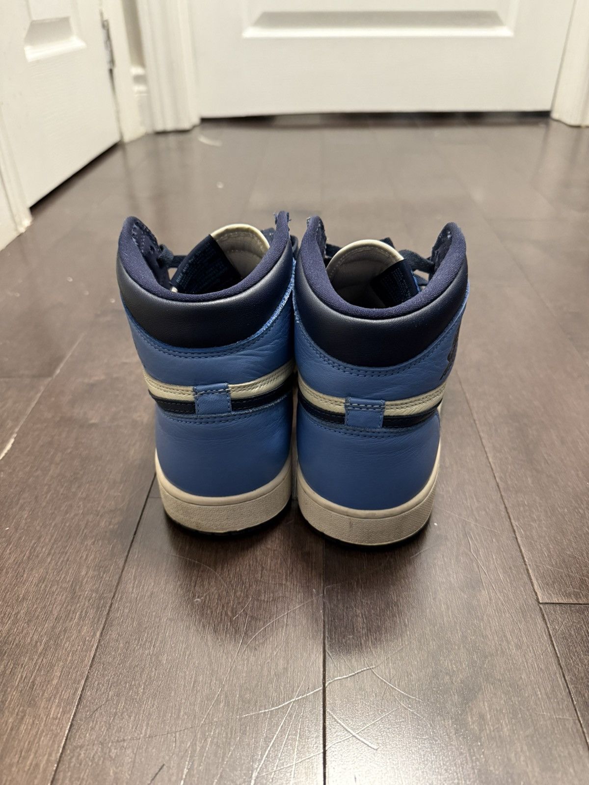 Jordan Brand Air Jordan 1 Obsidian Size US 9 / EU 42 - 4 Thumbnail