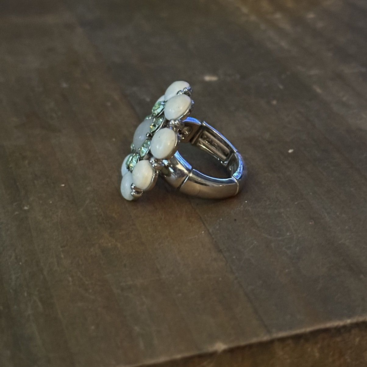 Other Gemstone flower statement stretch ring Size ONE SIZE - 7 Thumbnail