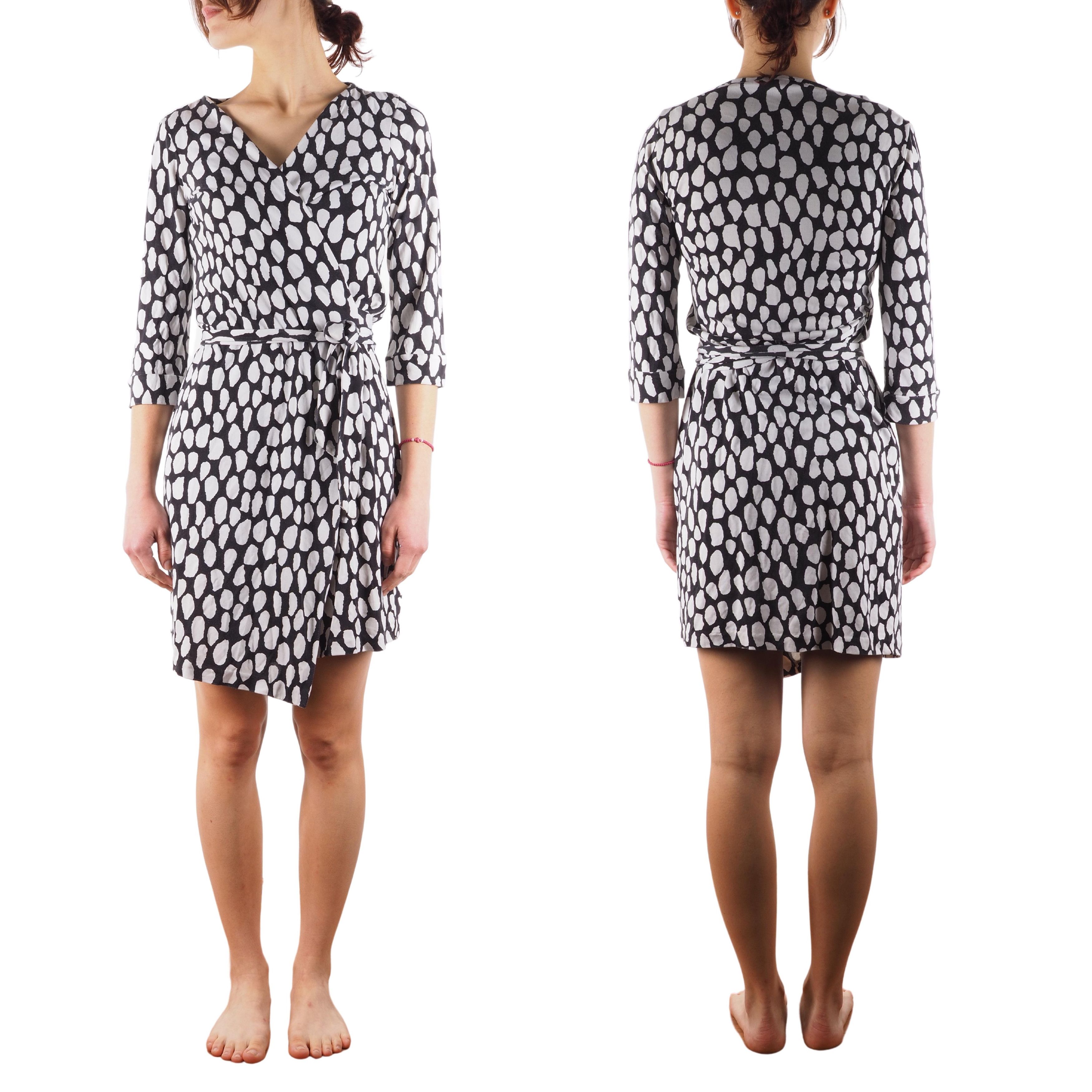 Diane von Furstenberg Diane Von Furstenberg Silk Geometric Black White Dress Size S / US 4 / IT 40 - 1 Thumbnail
