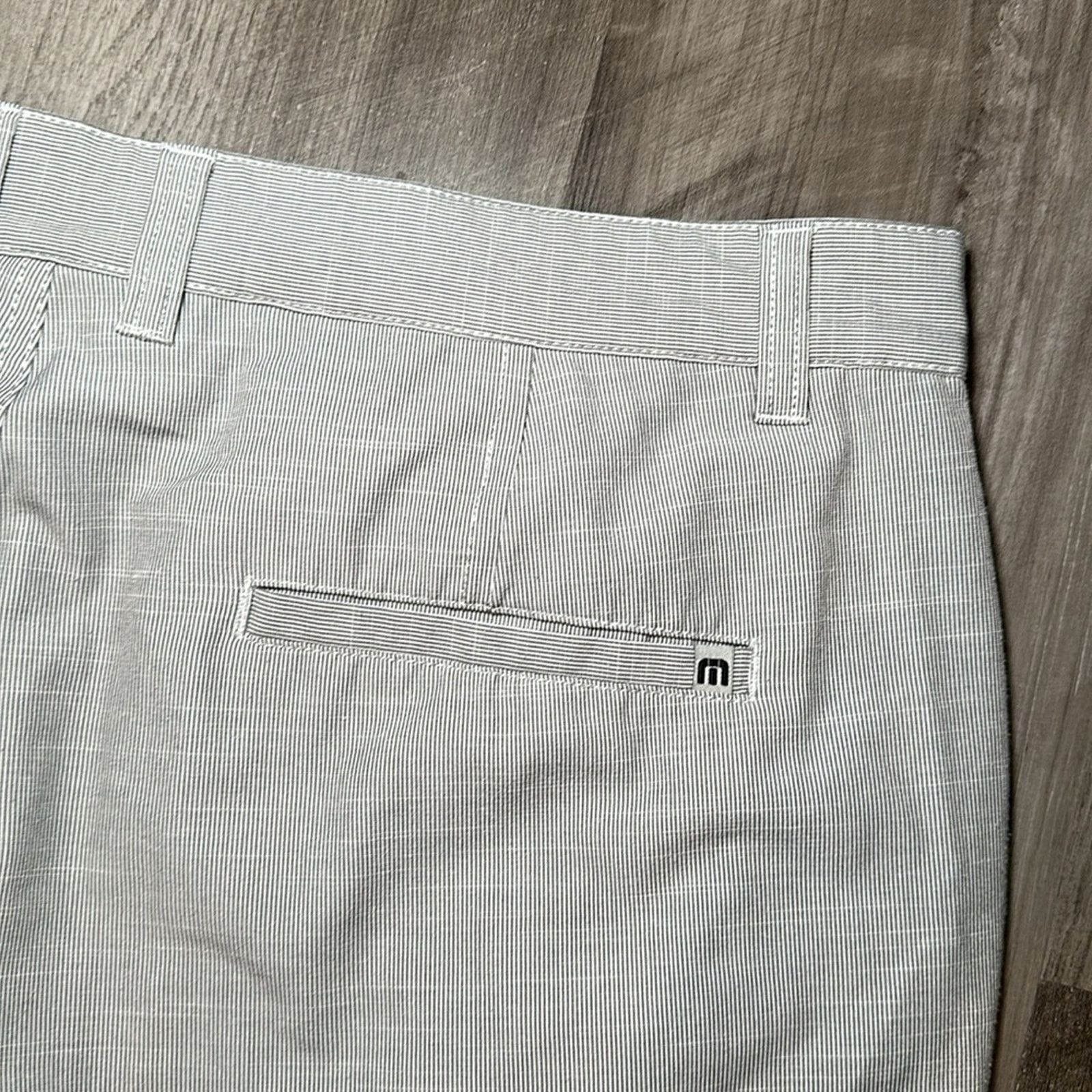 TravisMathew Travis Mathew Golf Shorts - 38 Size US 38 / EU 54 - 3 Thumbnail