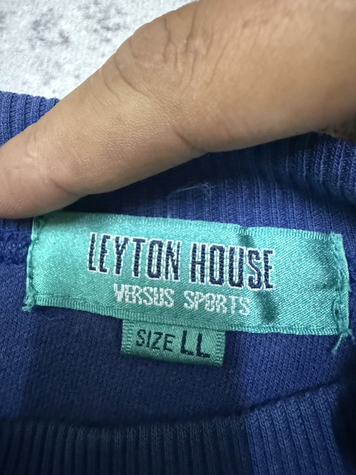 Vintage Vintage 90s Leyton House Versus Sports Biglog Sweatshirt Size US XL / EU 56 / 4 - 9 Thumbnail
