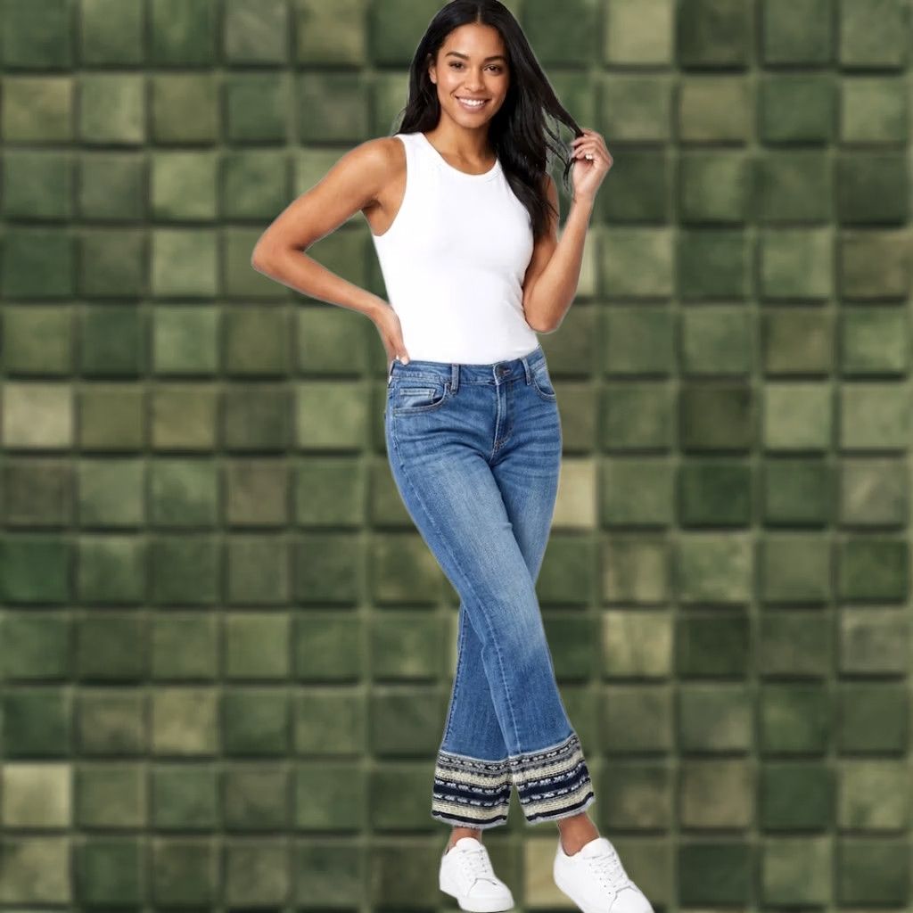 Vintage Driftwood Colette Jeans Cropped Mid Rise Embroidered Aztec Boho 30x26 Womens Blue Denim Stretch Casual Slim/Regular Fit Jeans Size 30" / US 8 / IT 44 - 1 Thumbnail