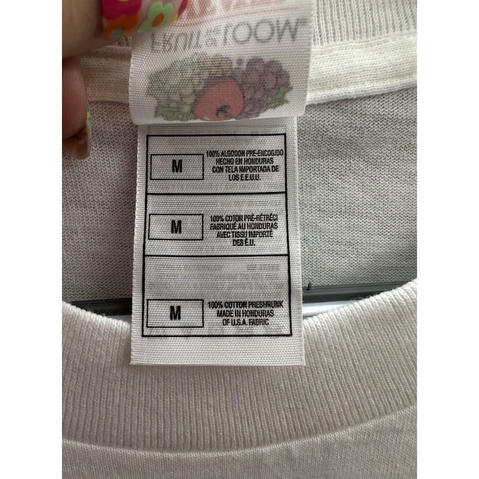 Fruit Of The Loom Fruit of the Loom T-Shirt Shirt Medium White Tourist Branson Short Sleeve Womens Regular Crew Neck Casual Logo Size M / US 6-8 / IT 42-44 - 6 Thumbnail