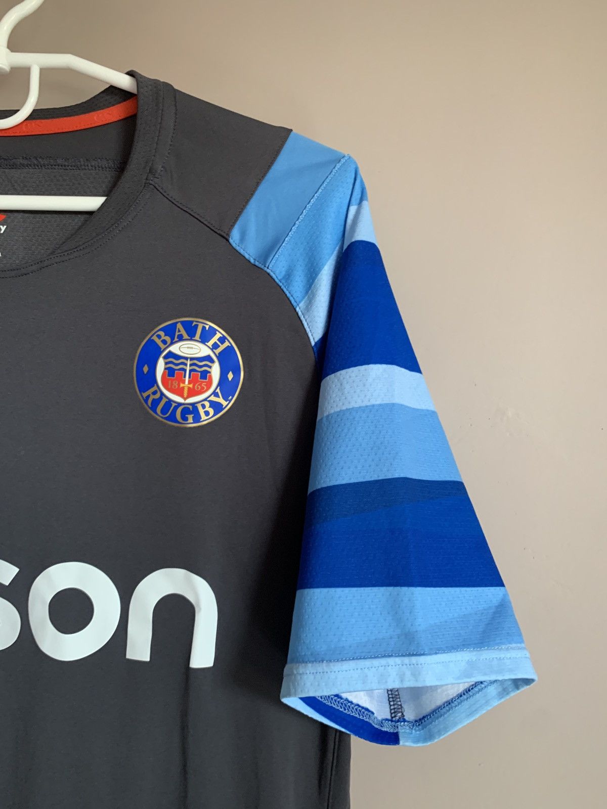 Canterbury of New Zealand Bath Training Rugby Union Shirt Canterbury Jersey Size M Size US L / EU 52-54 / 3 - 4 Thumbnail