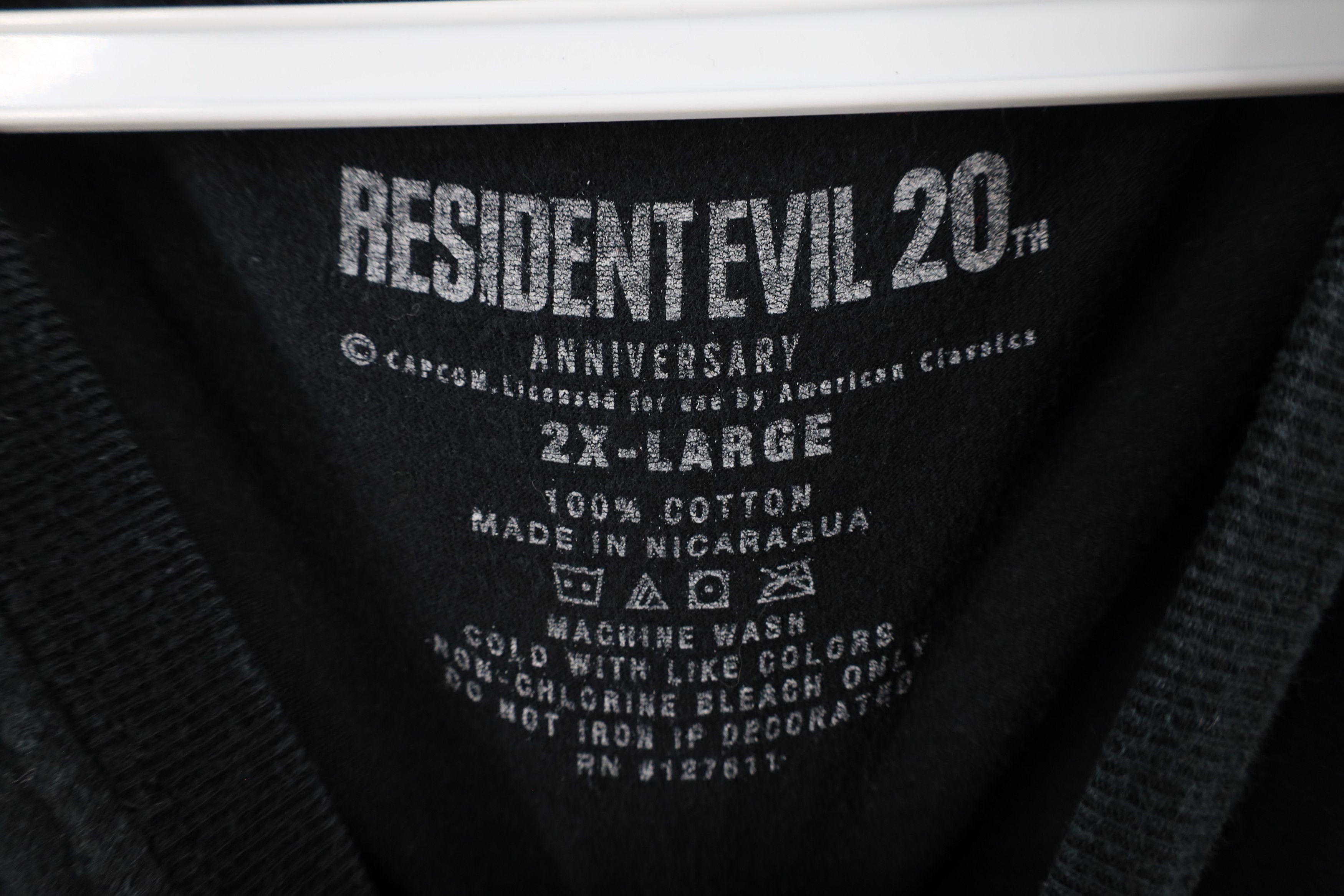 Vintage Vintage Y2K Resident 20th Anniversary Corporation T-Shirt Size US XXL / EU 58 / 5 - 5 Thumbnail