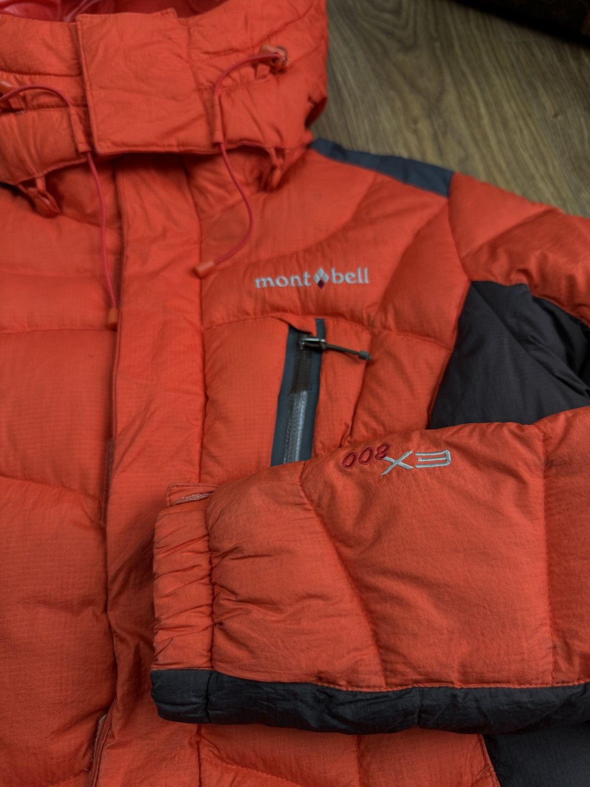 Montbell Down jacket MontBell Japan original casual outdoors item Size US S / EU 44-46 / 1 - 2 Thumbnail
