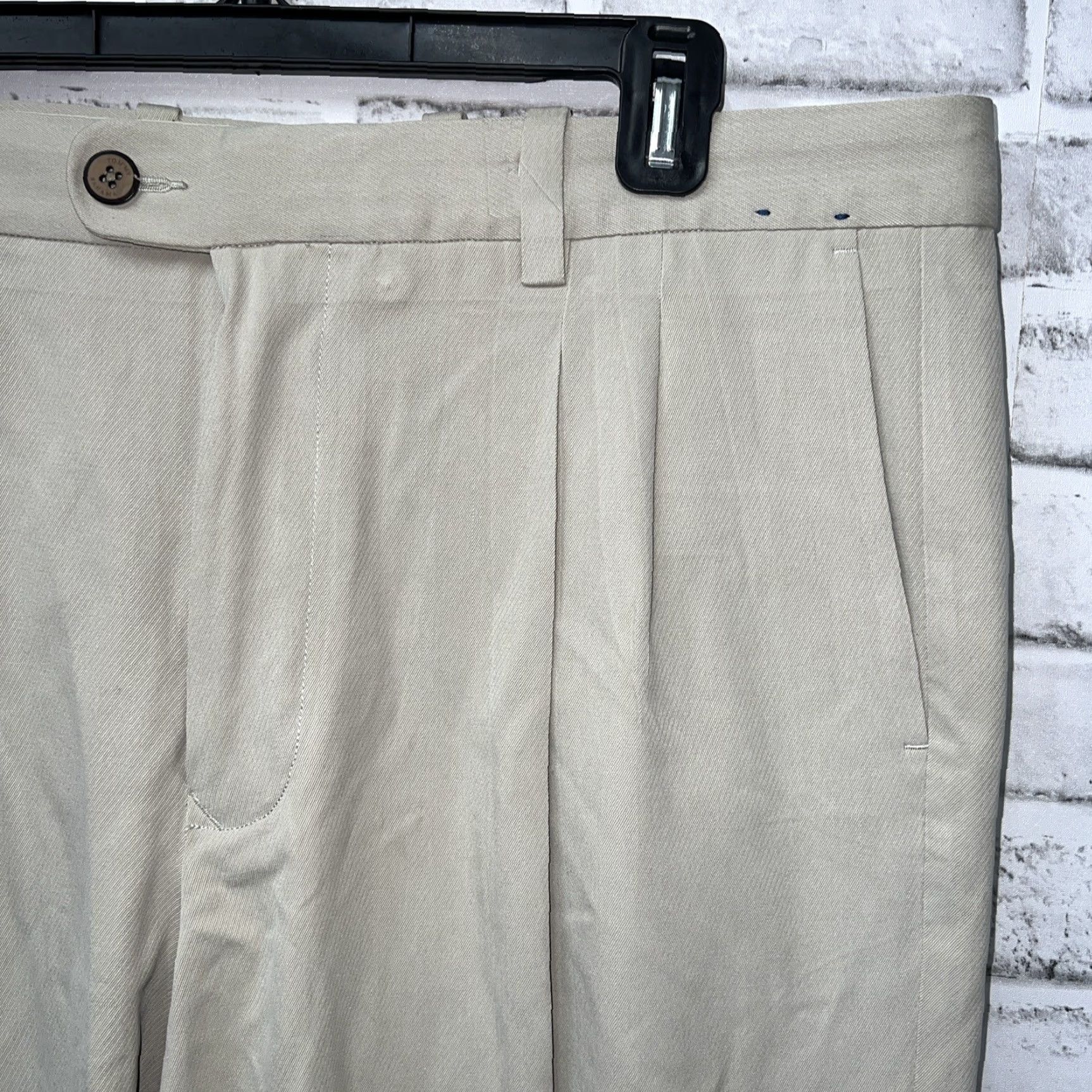 Tommy Bahama Tommy Bahama Pants Mens Casual Beige Chino 35x30 Regular Size 35 Beige Mens Size US 35 - 2 Thumbnail