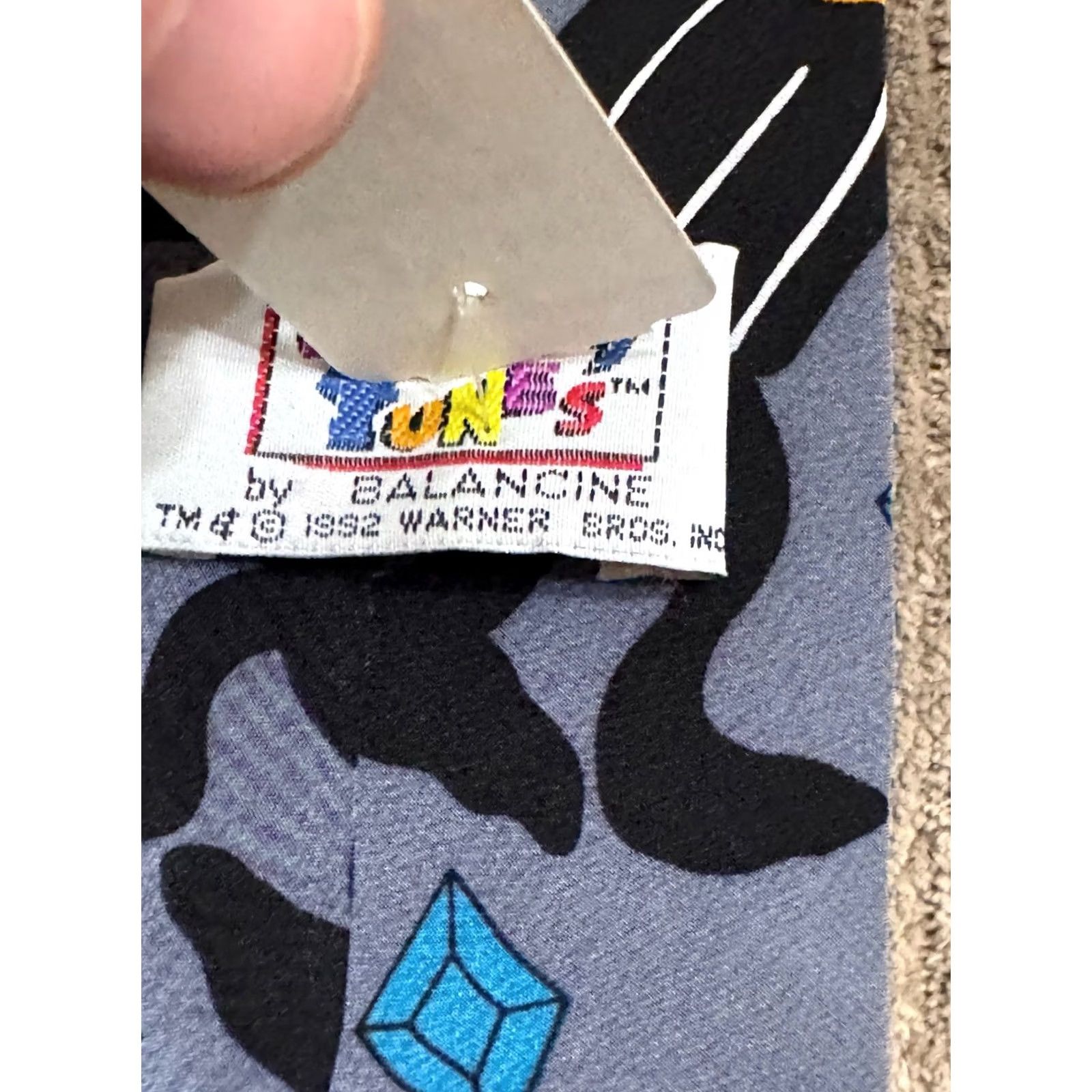 Vintage RARE NWT 1992 Warner Brothers Daffy Duck MOney MINT Mens Silk Tie Balancine Size ONE SIZE - 2 Thumbnail
