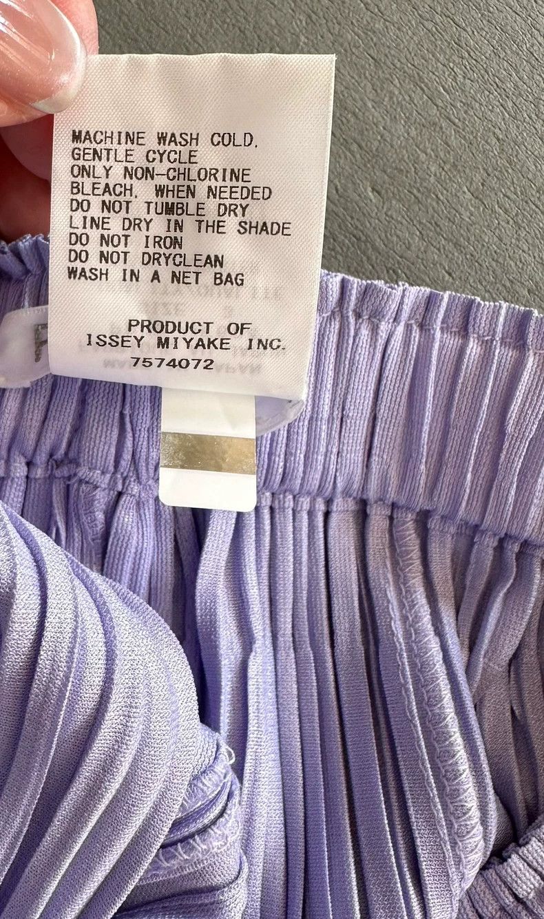 Issey Miyake Issey Miyake size:3 Purple pleated trousers Size 23" - 5 Thumbnail