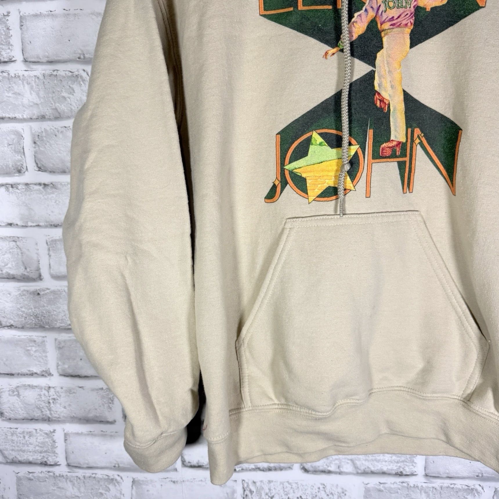 Vintage Elton John Farewell Tour Beige Drawstring Hooded Pullover Mens Size S Size US S / EU 44-46 / 1 - 3 Thumbnail