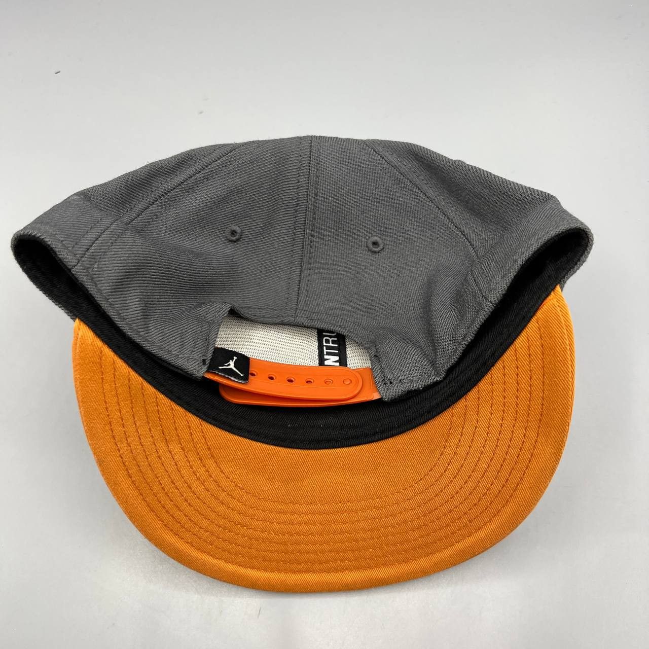 Jordan Brand Air Jordan True Hat Men Embroidered Jumpman Snap Back Cap Size ONE SIZE - 7 Thumbnail