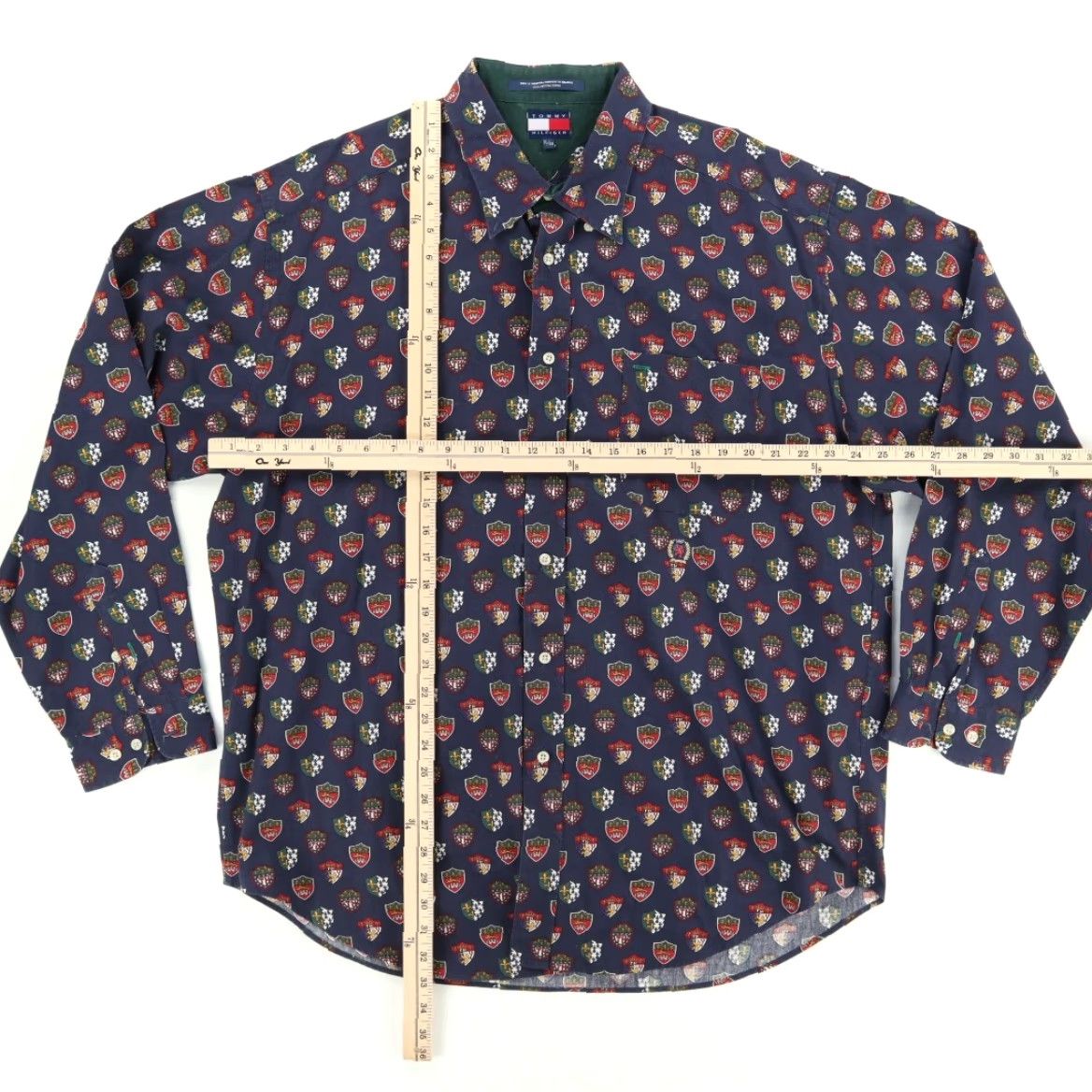 Tommy Hilfiger VINTAGE Tommy Hilfiger Crest Print Long Sleeve Button Down Shirt Navy Men's XL Size US XL / EU 56 / 4 - 3 Thumbnail