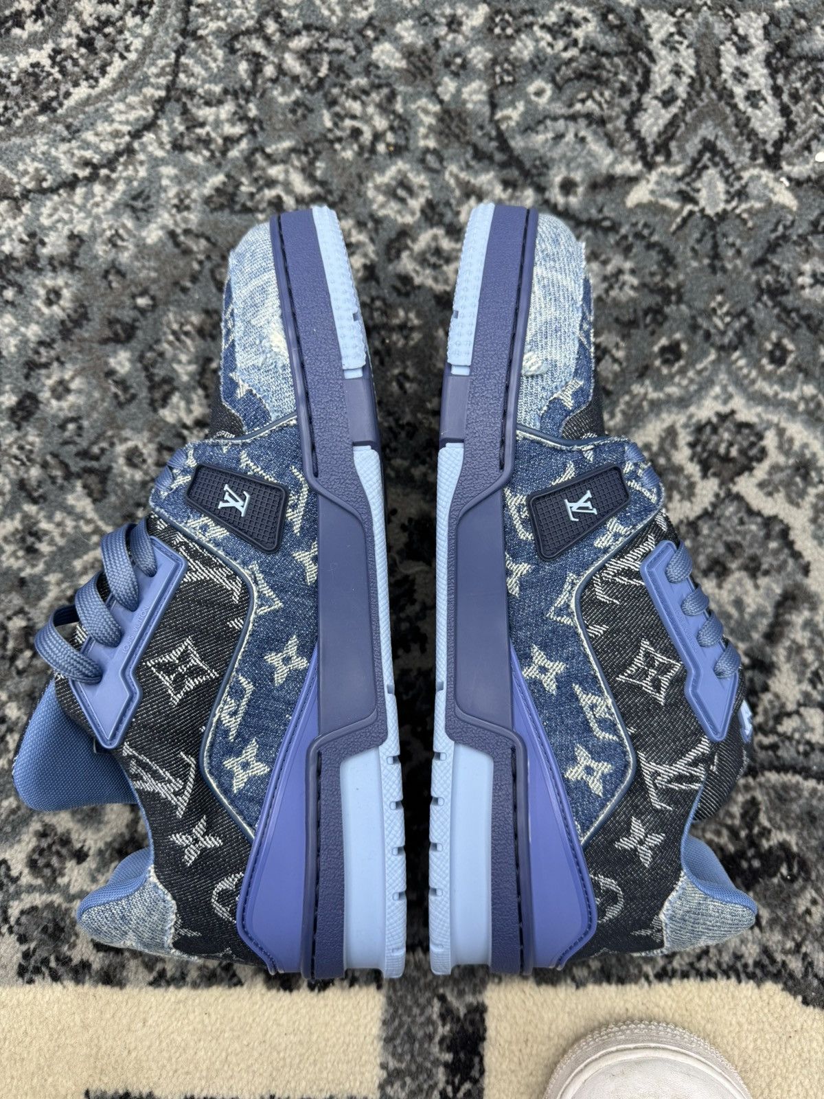 Louis Vuitton Louis Vuitton denim trainers Size US 9 / EU 42 - 10 Thumbnail