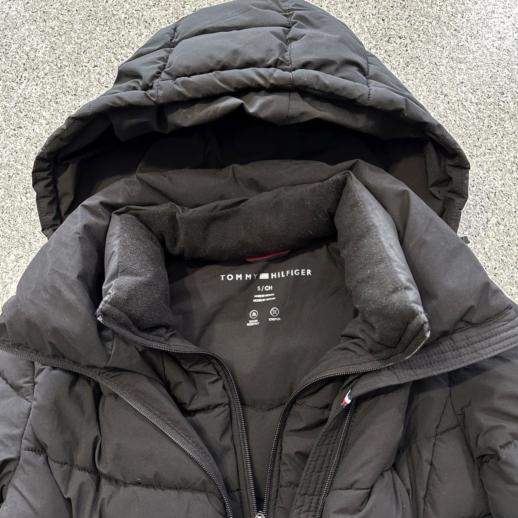 Tommy Hilfiger Tommy Hilfiger Jacket Womens Small Puffer Coat Parka Belted Hooded Black Size S / US 4 / IT 40 - 4 Thumbnail