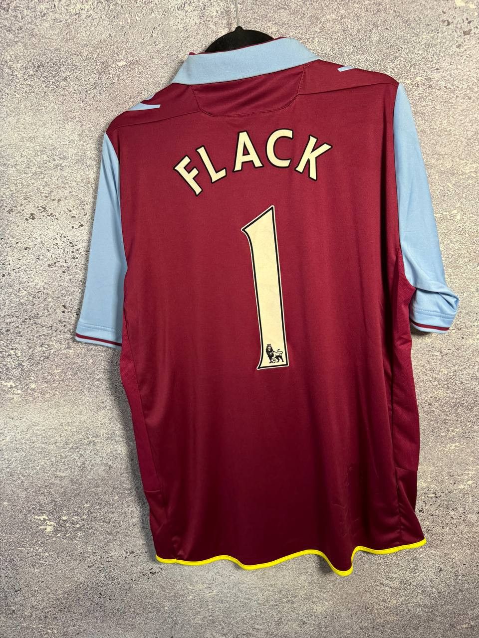 Macron × Vintage NWT Aston Villa 2012/13 Macron Soccer Jersey Size US XL / EU 56 / 4 - 13 Thumbnail