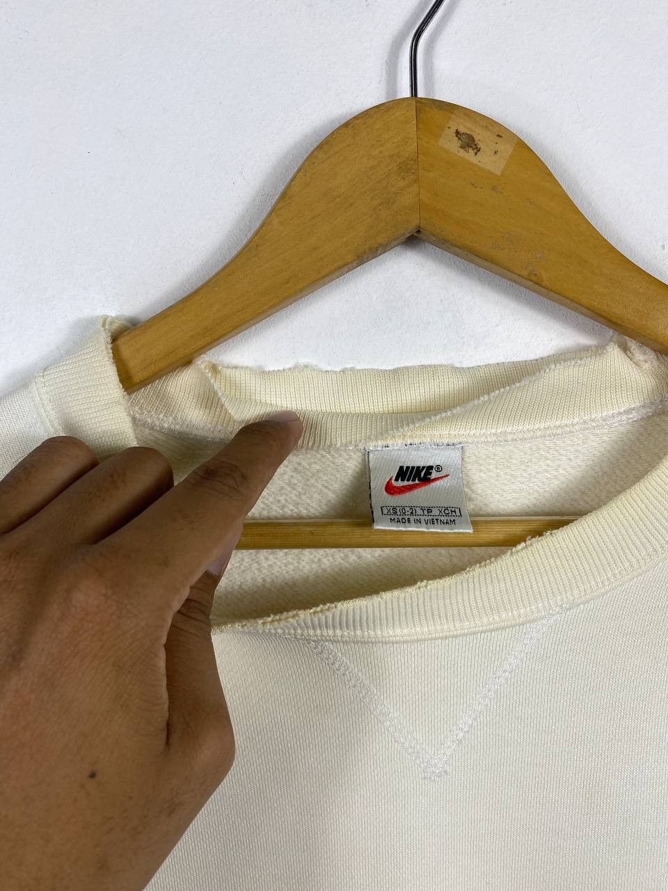 Nike vintage nike baggy style nike sweatshirt distressed Size XS / US 0-2 / IT 36-38 - 4 Thumbnail