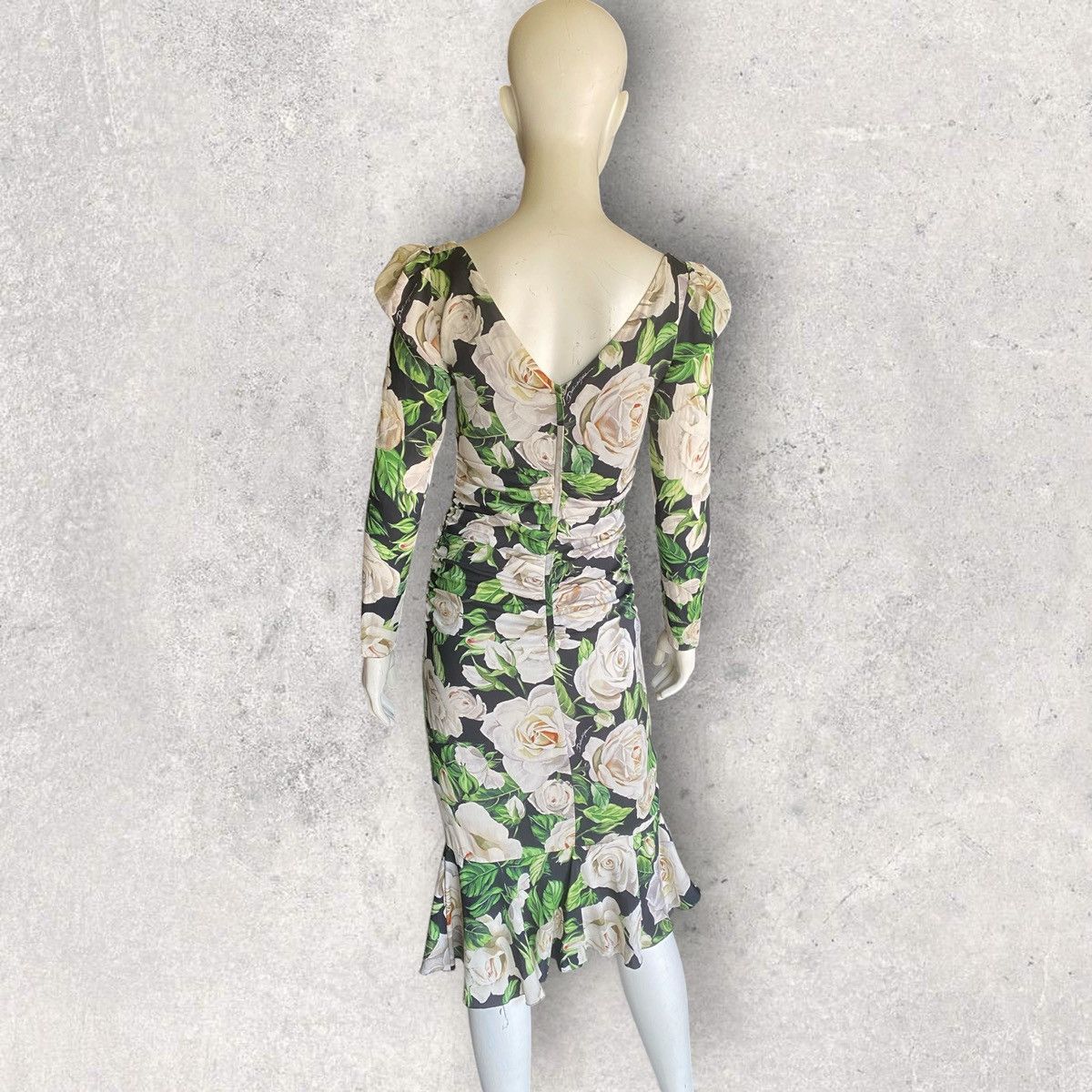 Dolce & Gabbana Fall19 Floral Print Sweat heart Neck Dress Size XS / US 0-2 / IT 36-38 - 8 Thumbnail