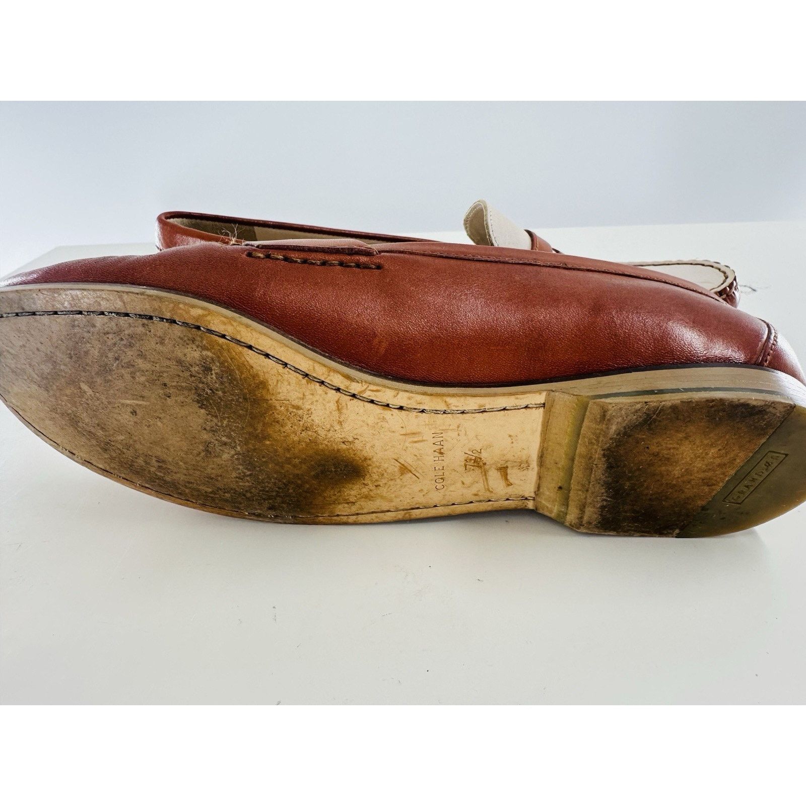 Cole Haan Cole Haan Womens Emmons Loafers II W06977 Tan Ivory Sz 7.5B Size US 7.5 / IT 37.5 - 7 Thumbnail
