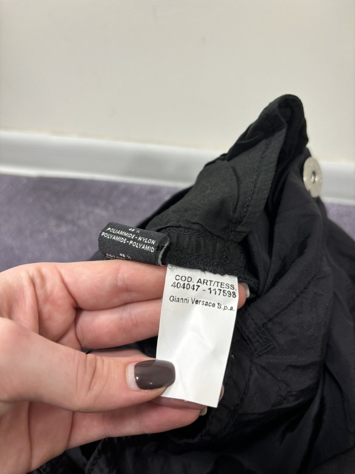 Versace Vintage Versace Sport Women’s Rare Black Baggy Nylon Pants Size 32" / US 10 / IT 46 - 21 Thumbnail