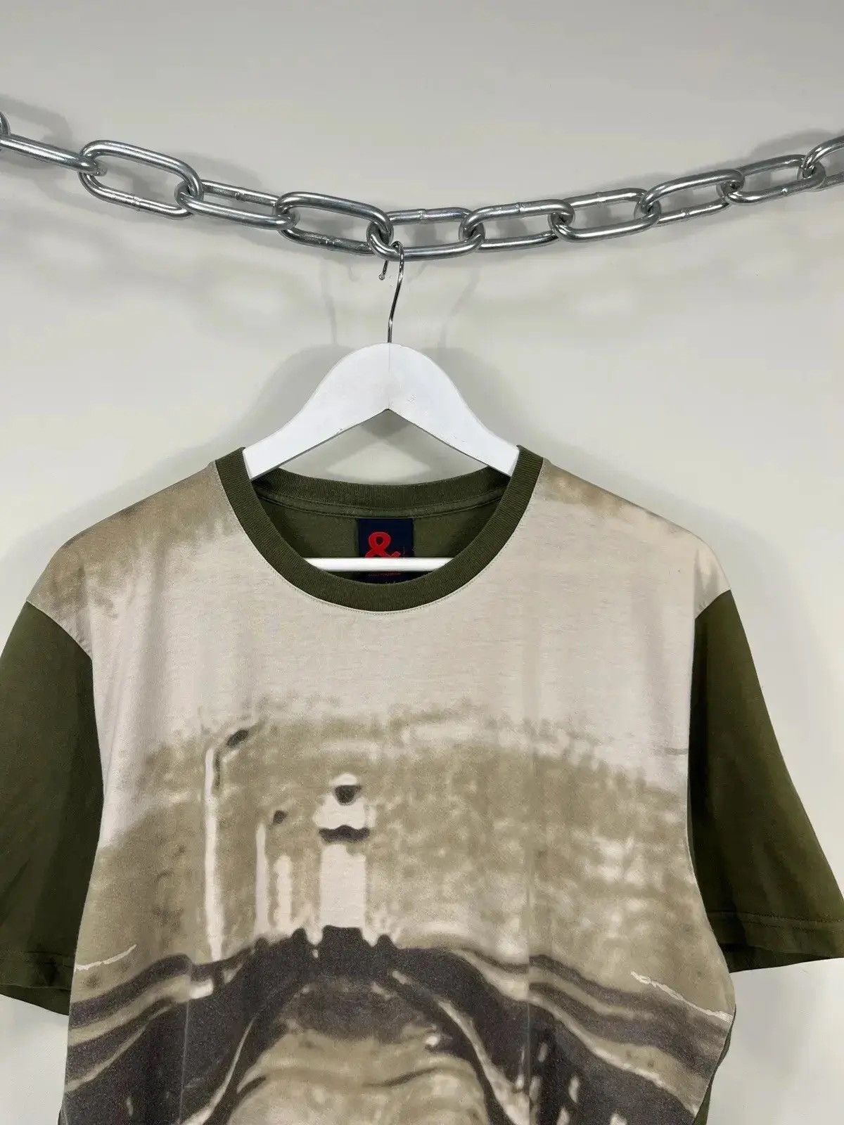 Dolce & Gabbana × Vintage Vintage Dolce & Gabbana Rare Pope Priest Logo Archival Tee Size US L / EU 52-54 / 3 - 2 Thumbnail