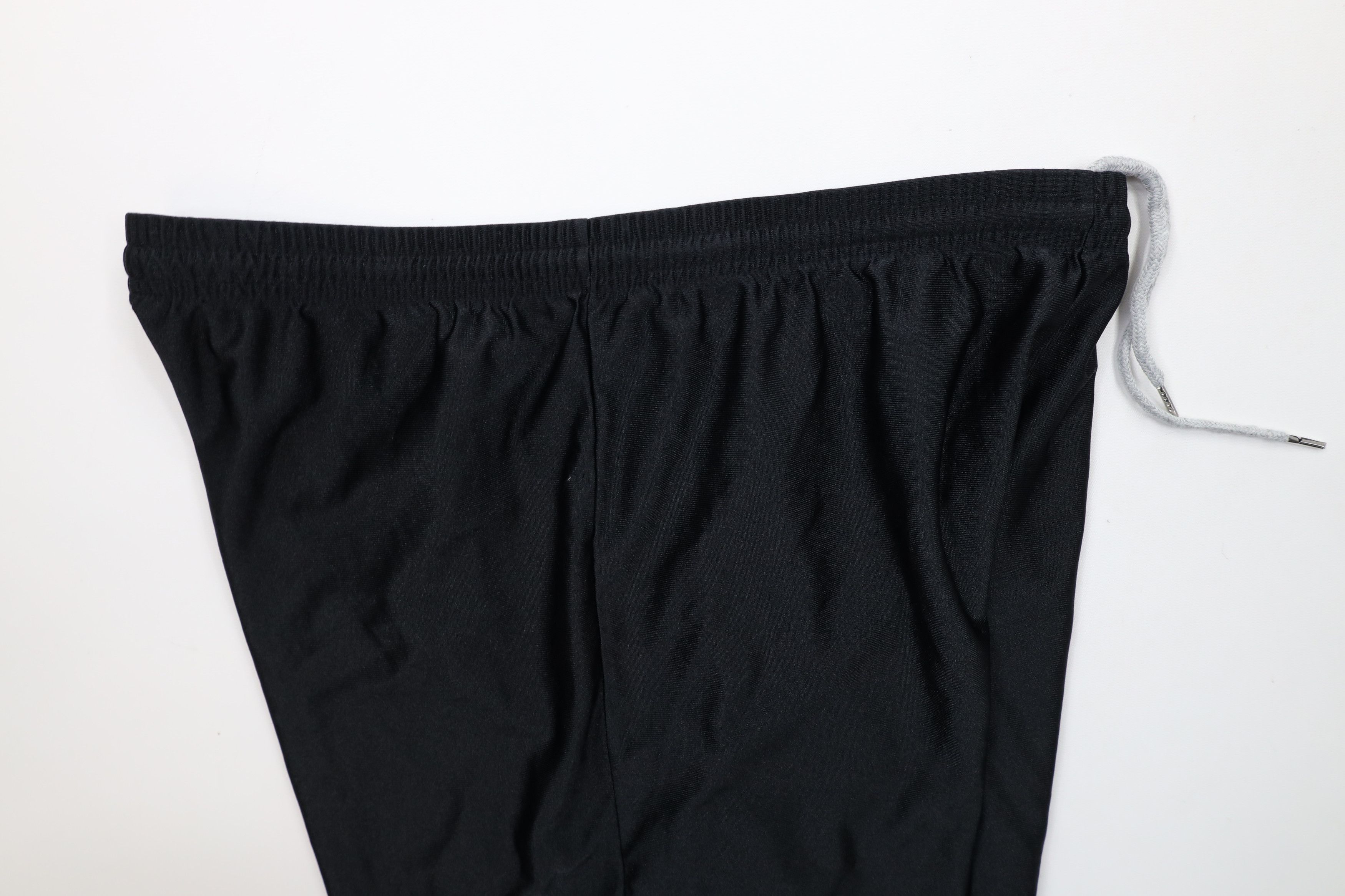 Nike × Vintage Vintage 90s Nike Mini Swoosh Basketball Shorts Black USA Size US 34 / EU 50 - 7 Thumbnail